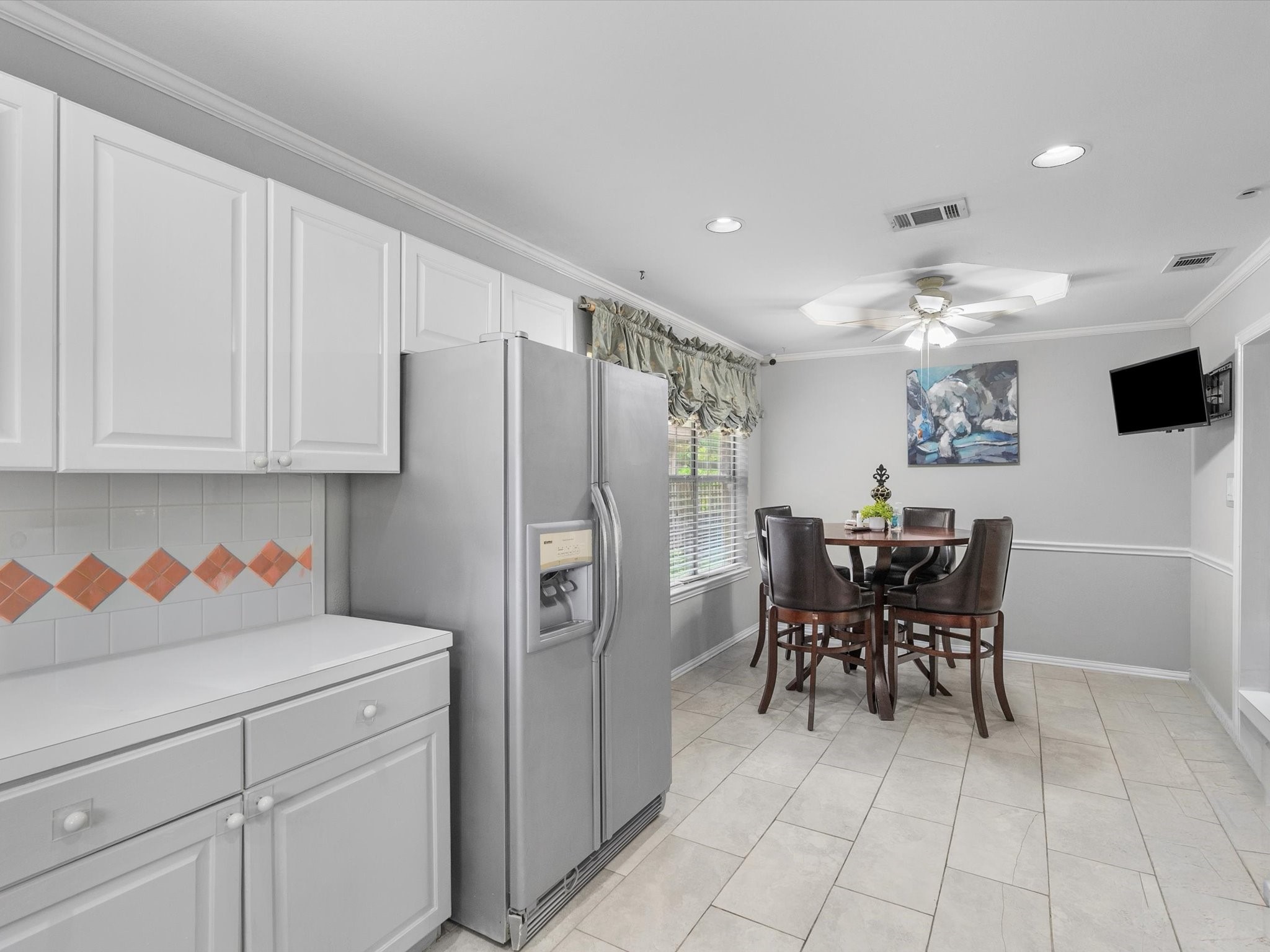 3024 Encino Drive