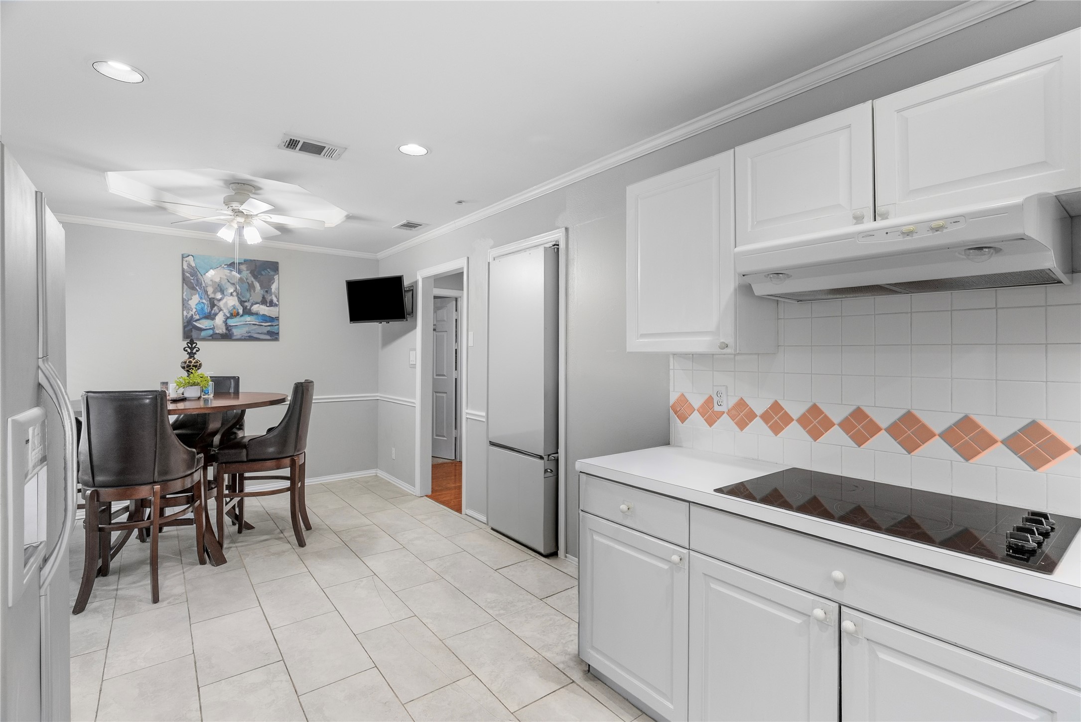 3024 Encino Drive