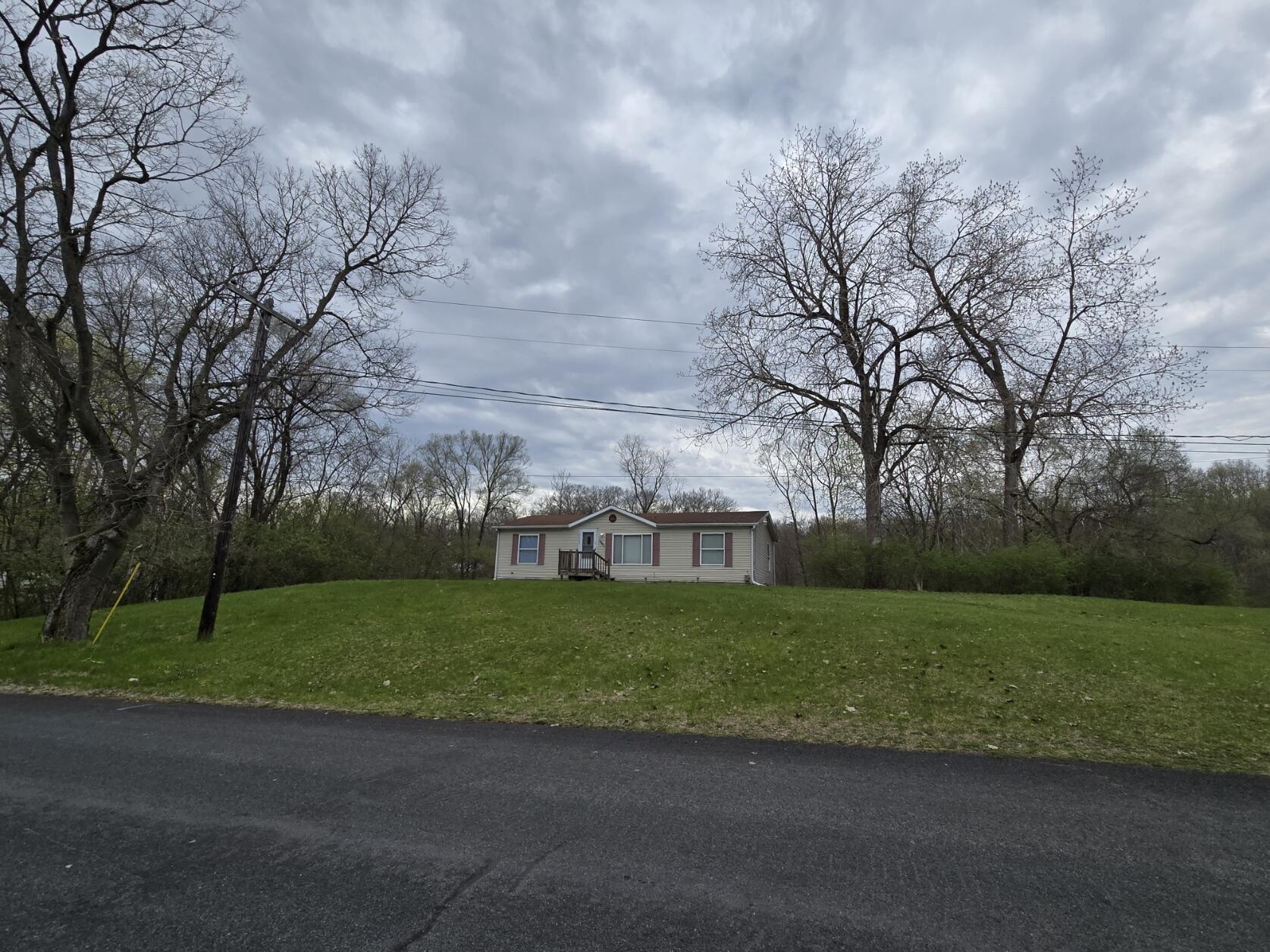 2401 Schippers Lane