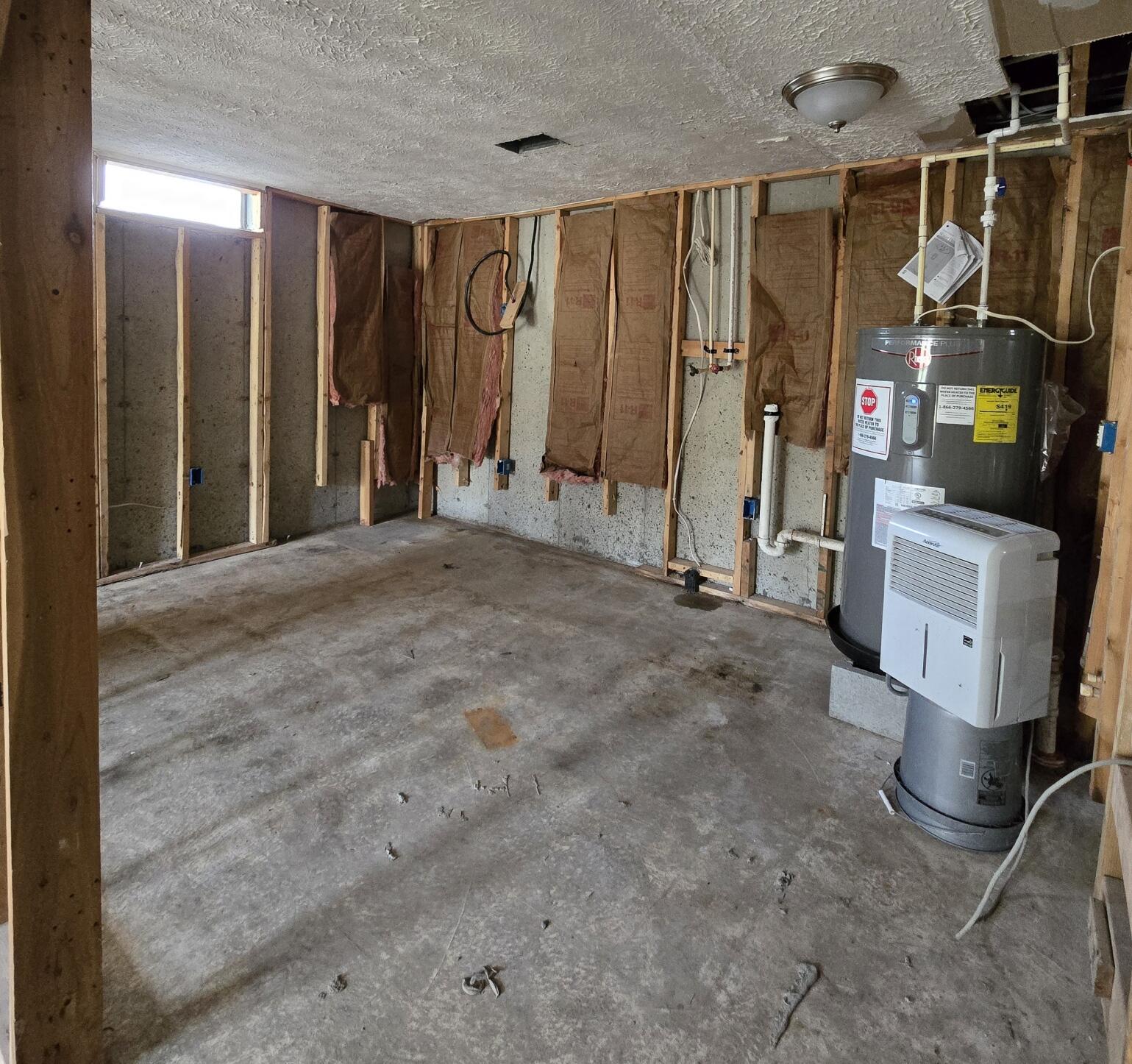 2401 Schippers Lane