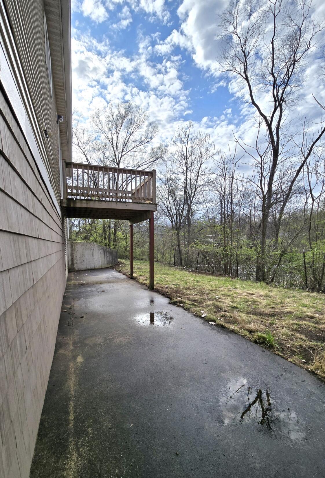 2401 Schippers Lane