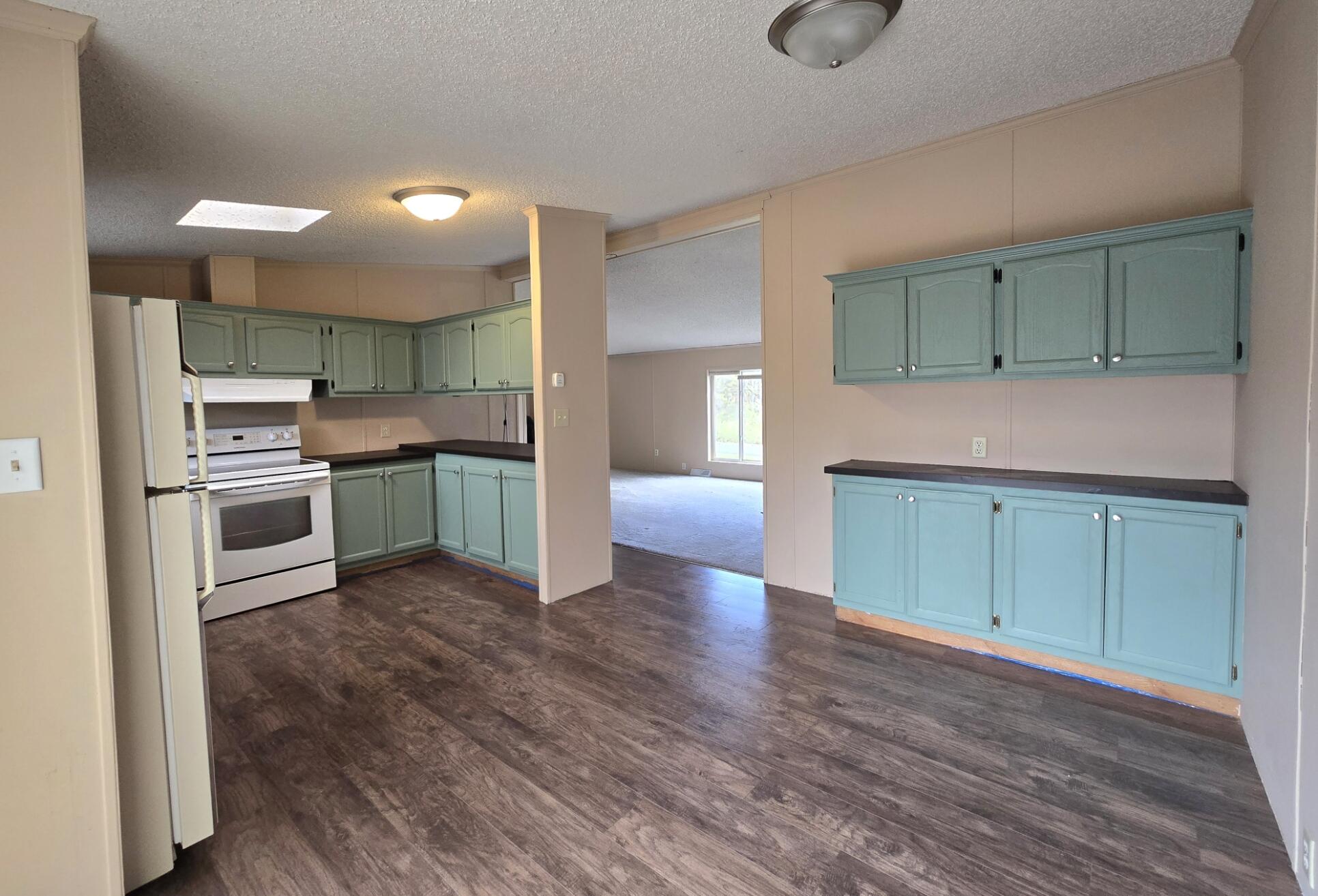 2401 Schippers Lane