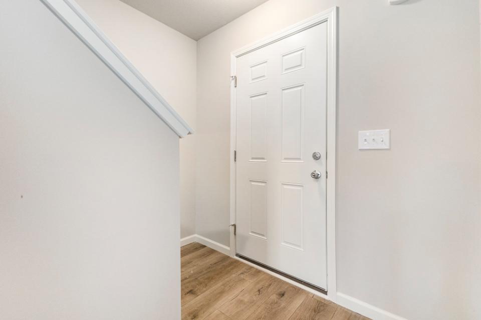 1101 Cedarwood Drive