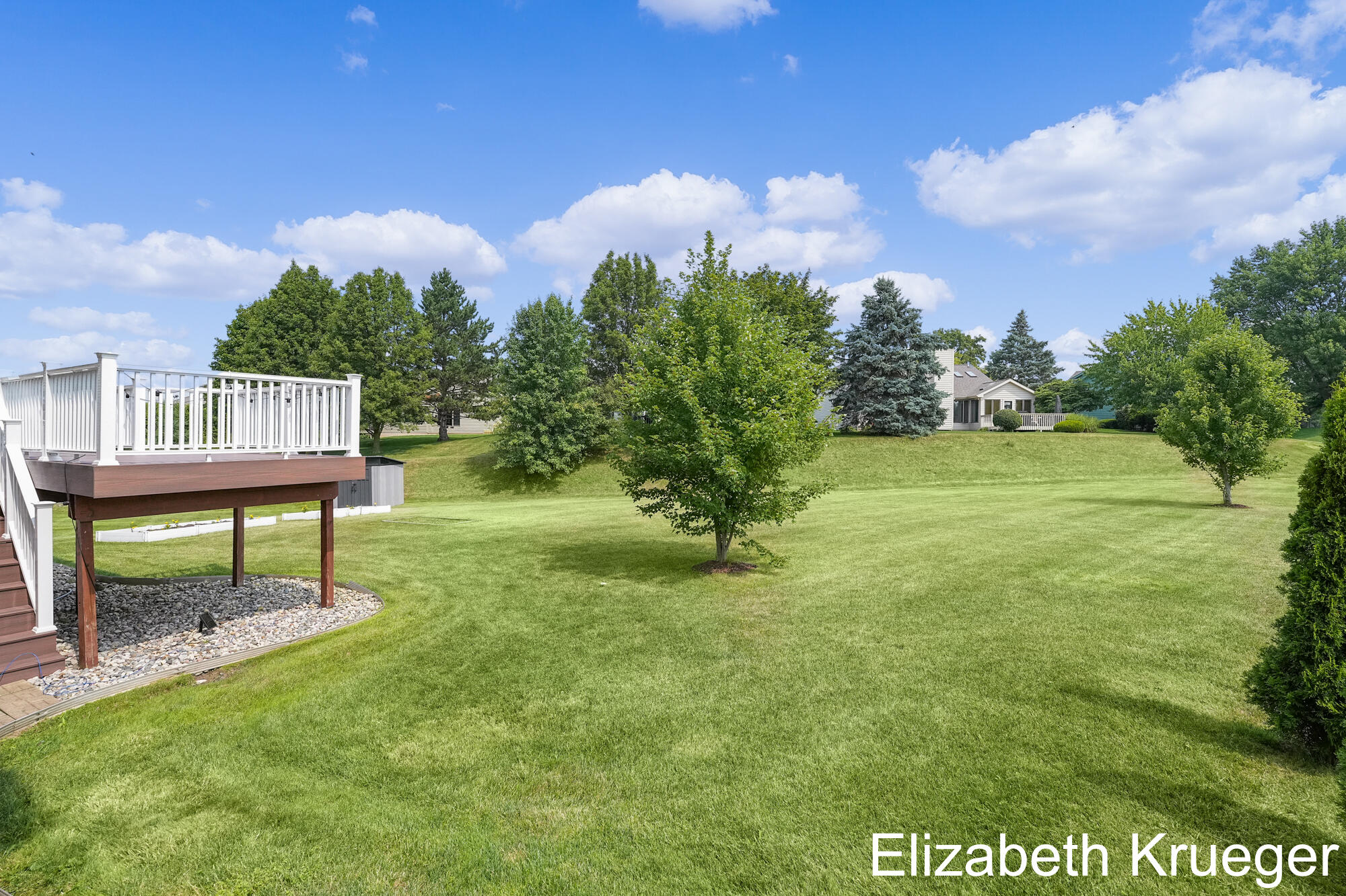 1743 Silverbow Drive SE