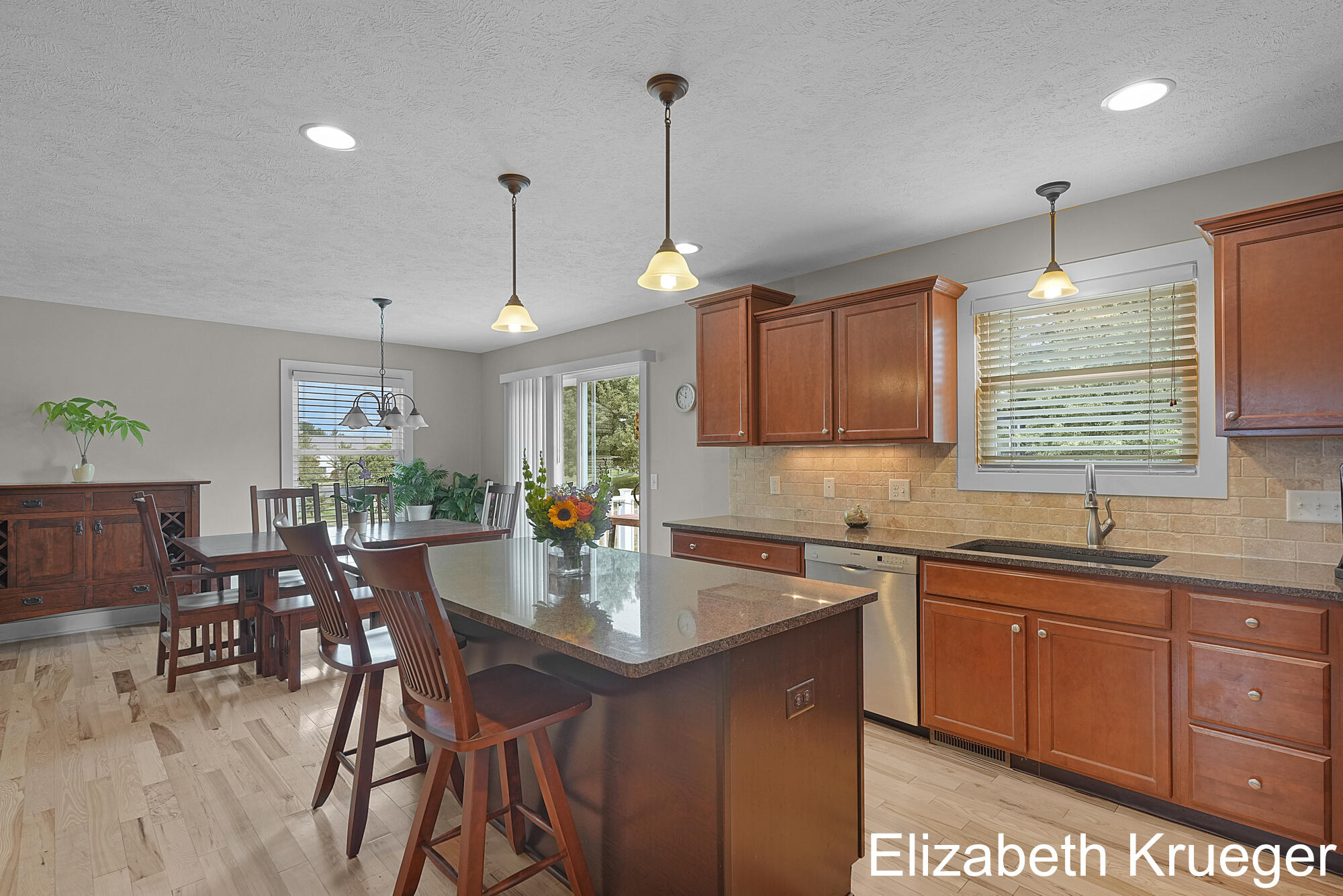 1743 Silverbow Drive SE