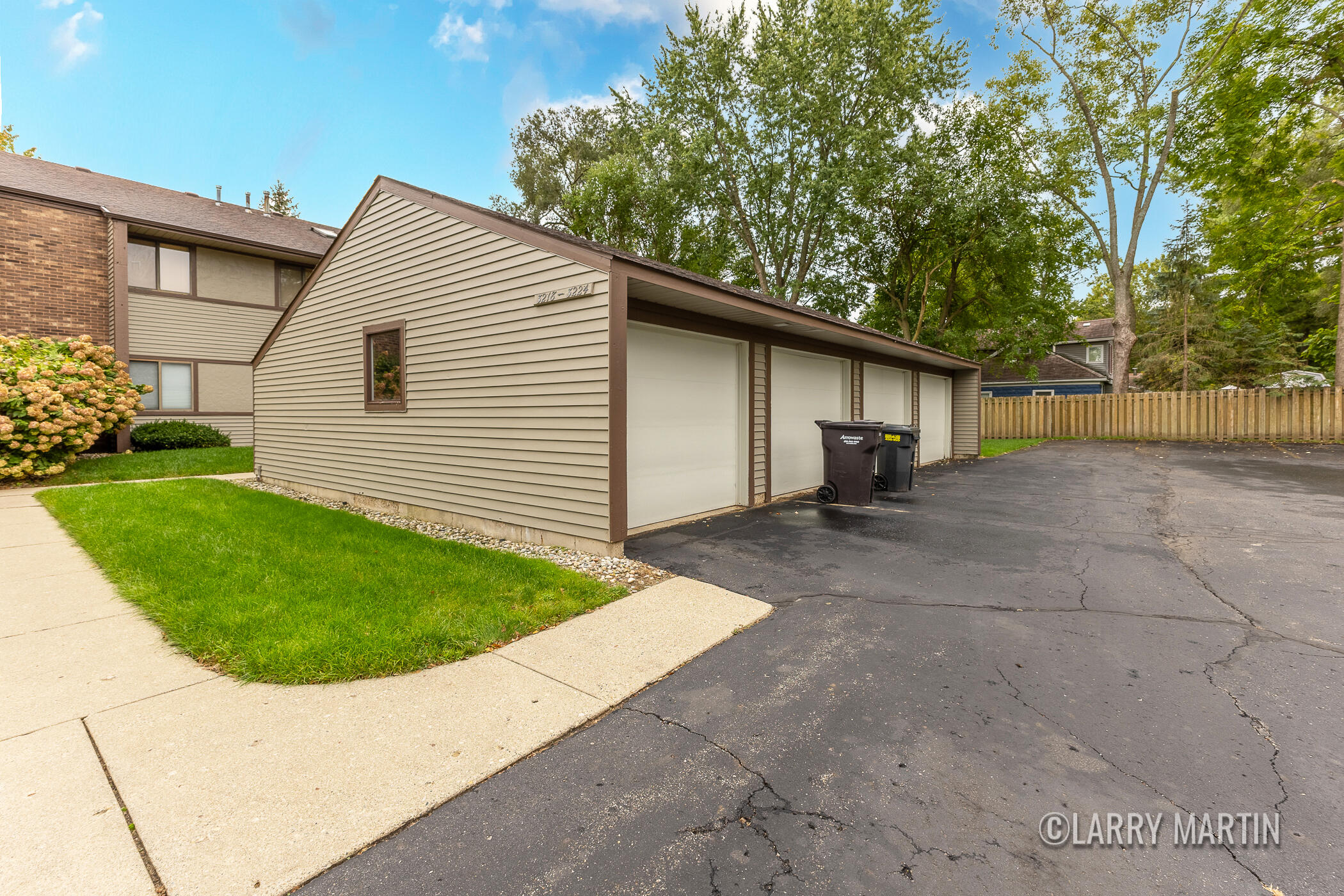 3222 Arrowhead Arms Court SW