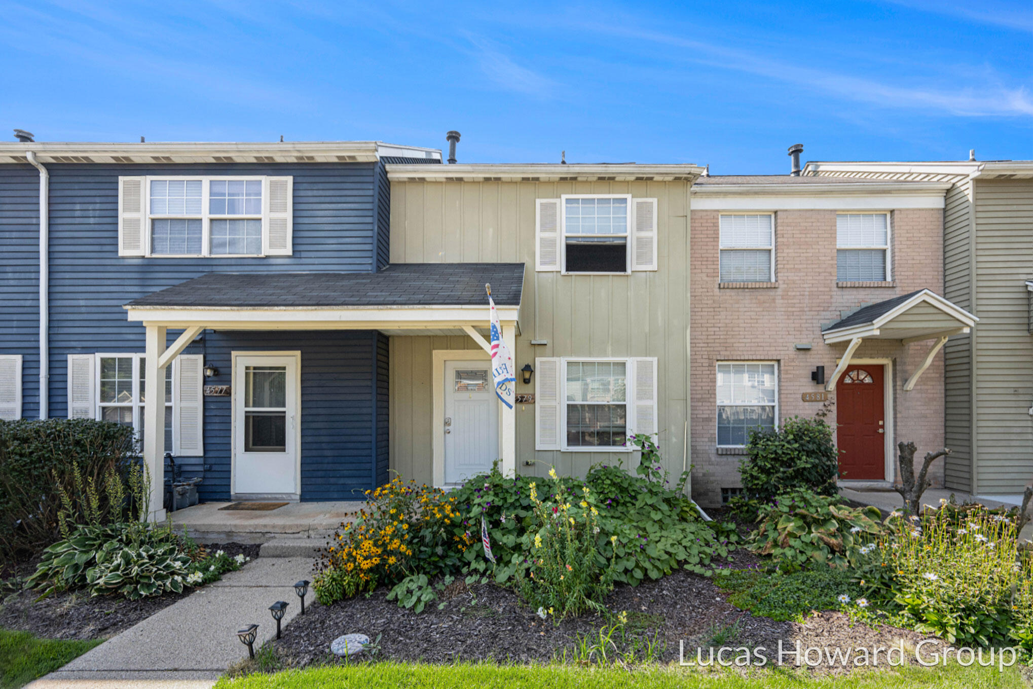 4579 Moffett Road NW