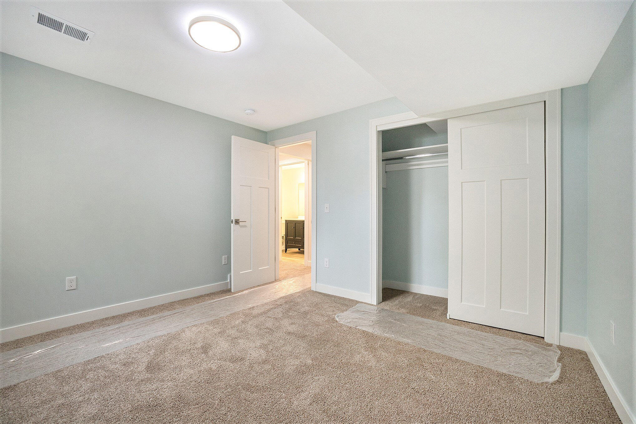 333 Florence Court NE