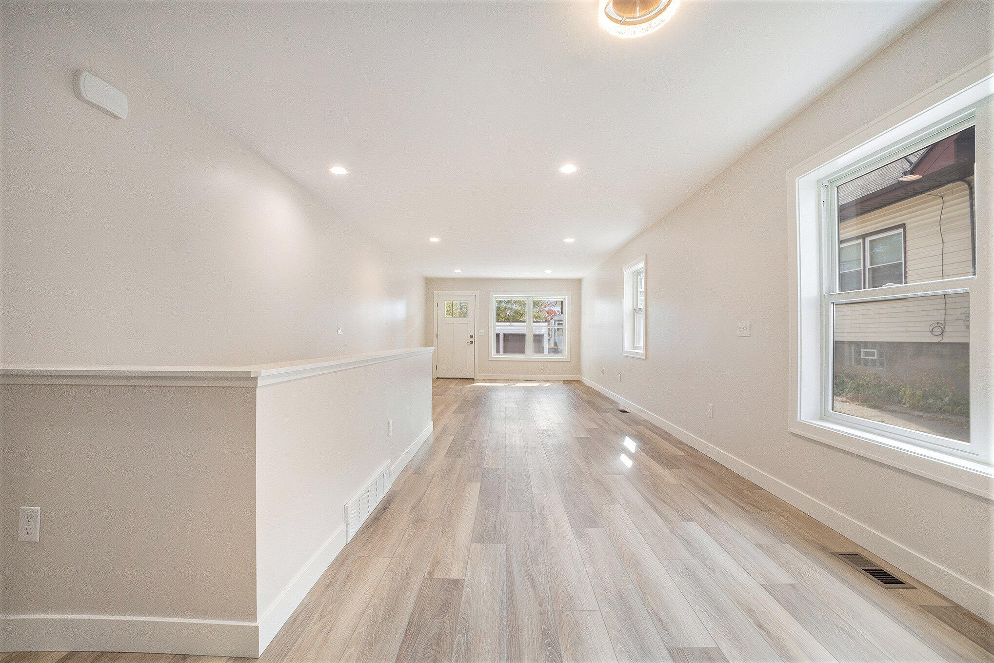 333 Florence Court NE