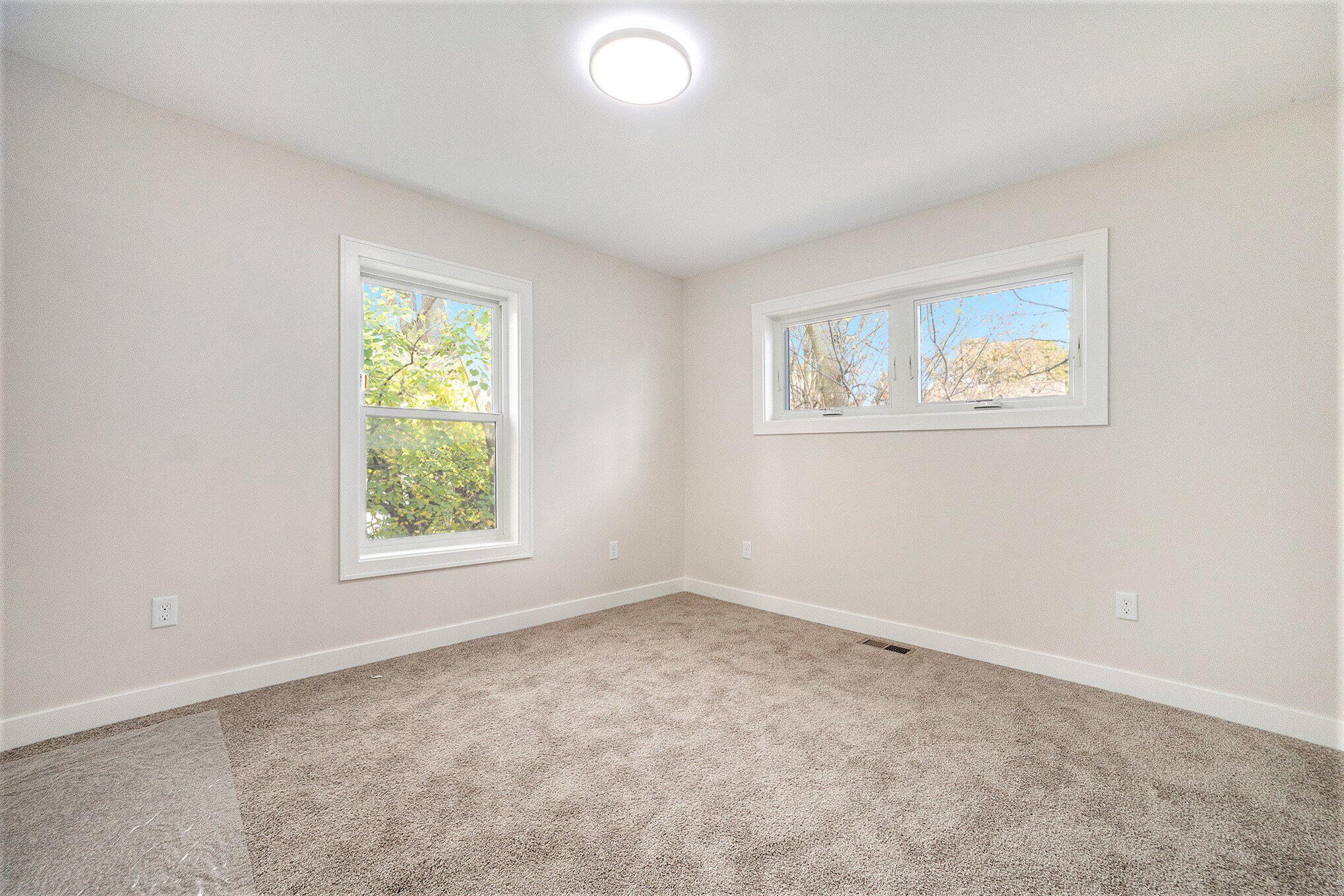 333 Florence Court NE