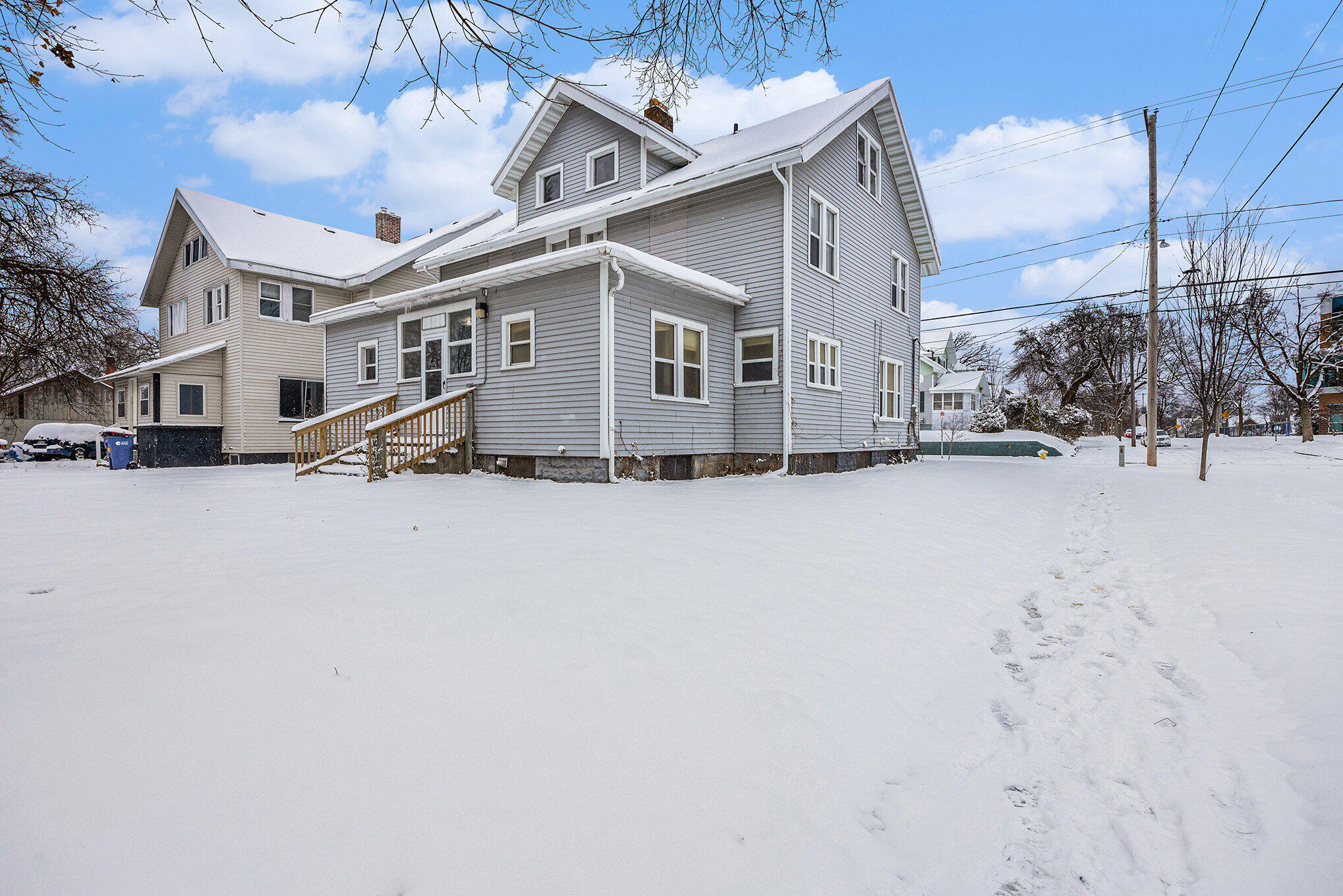 422/424 Griggs Street SE