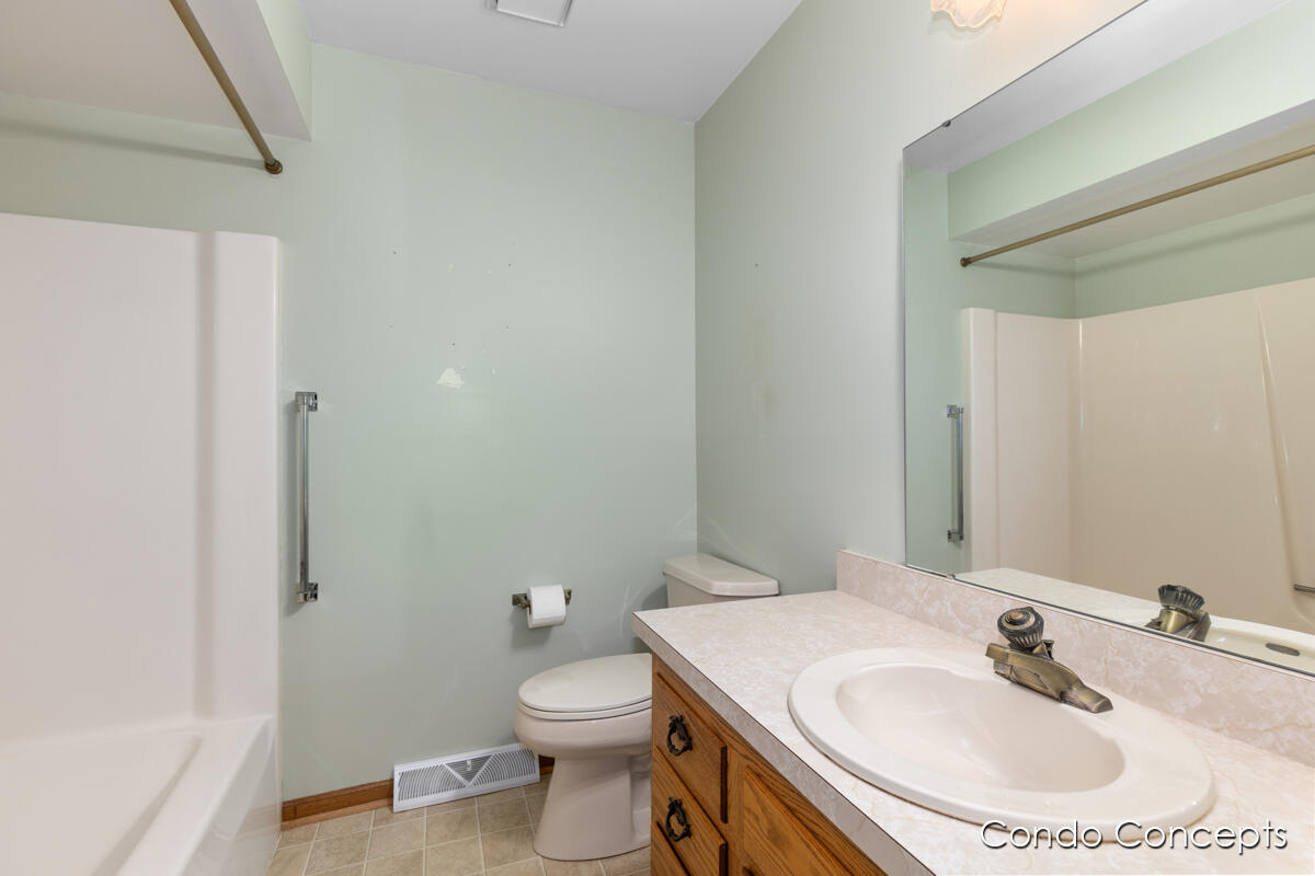 5782 Leisure South Drive SE