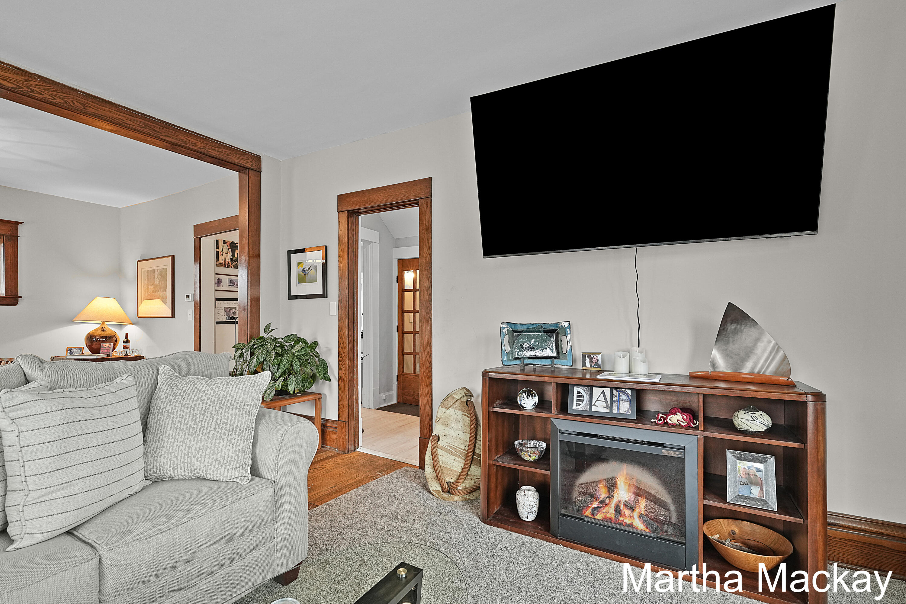625 Leonard Street NE
