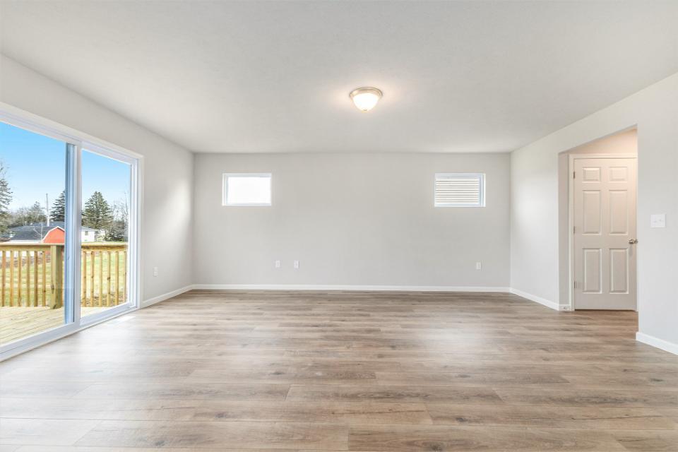 1101 Cedarwood Drive