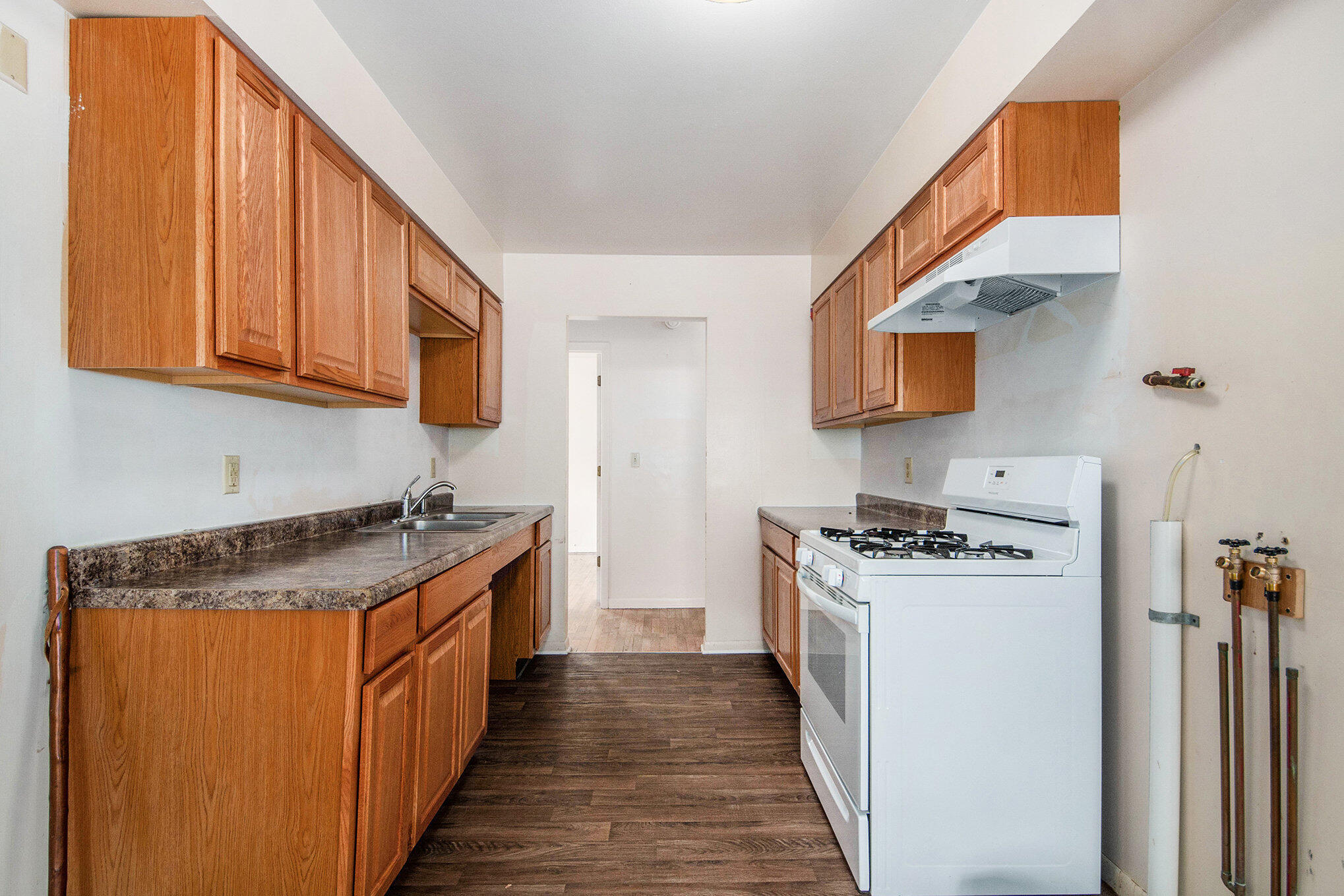 808 Woolsey Drive SW