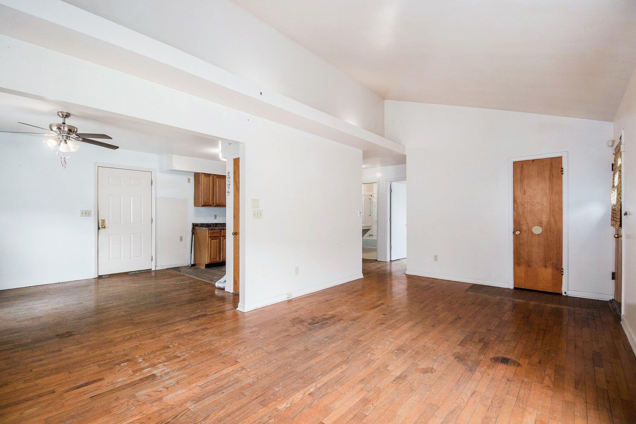 808 Woolsey Drive SW