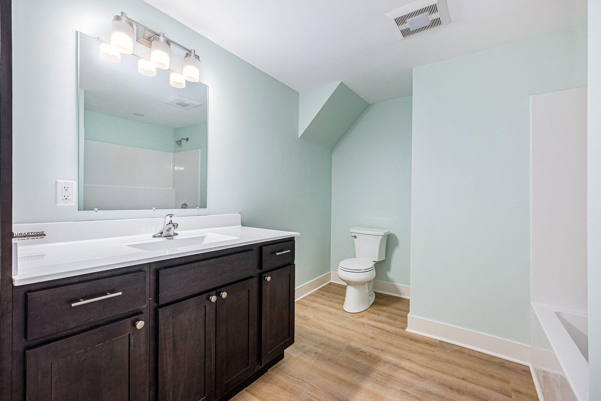 854 First Street NW