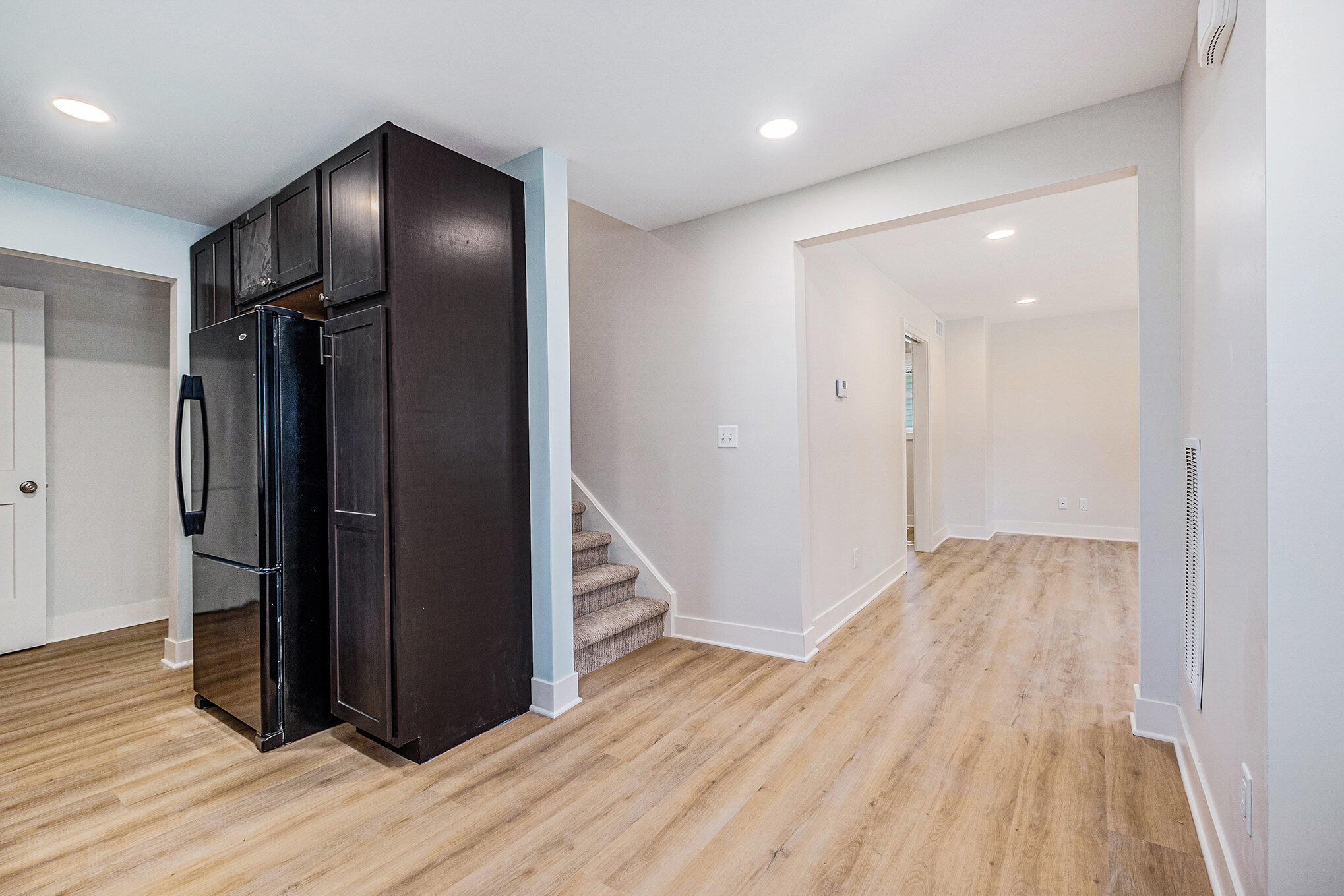 854 First Street NW