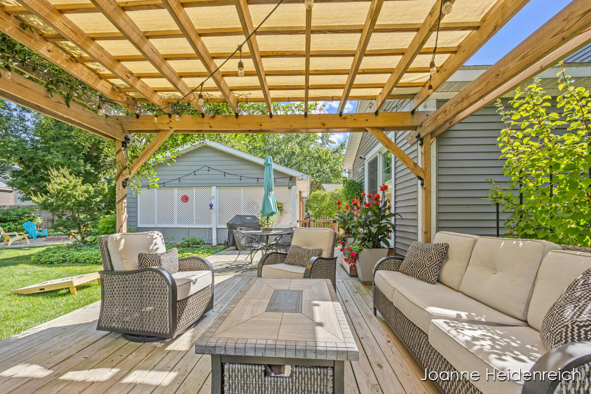 2324 Rosewood Avenue SE