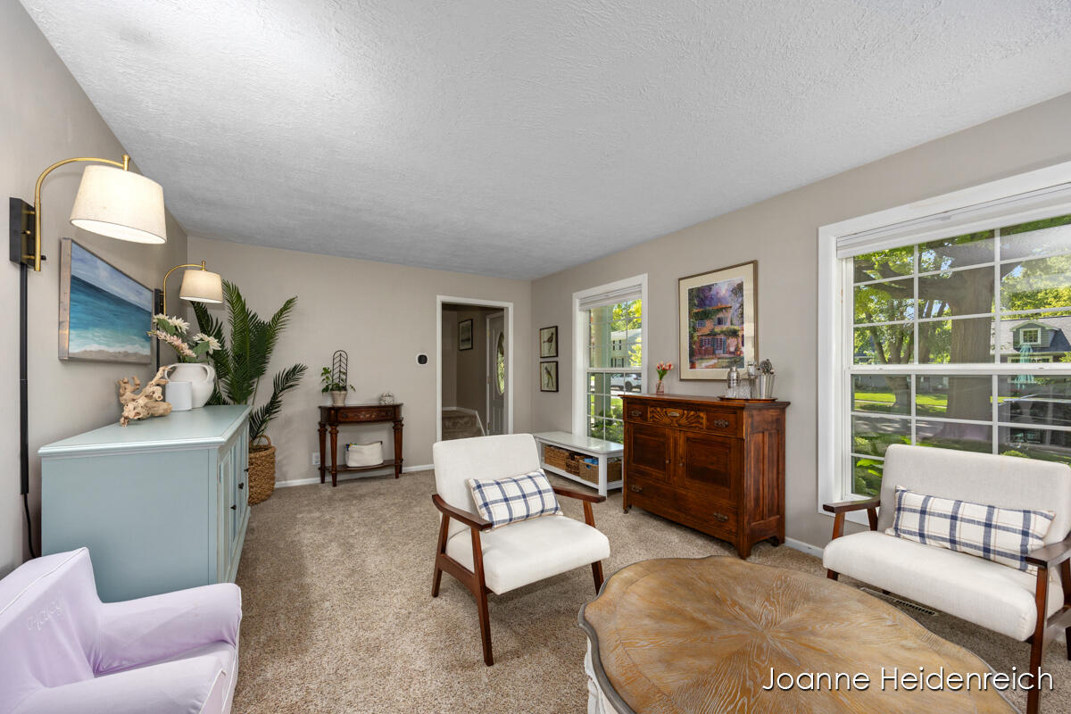 2324 Rosewood Avenue SE
