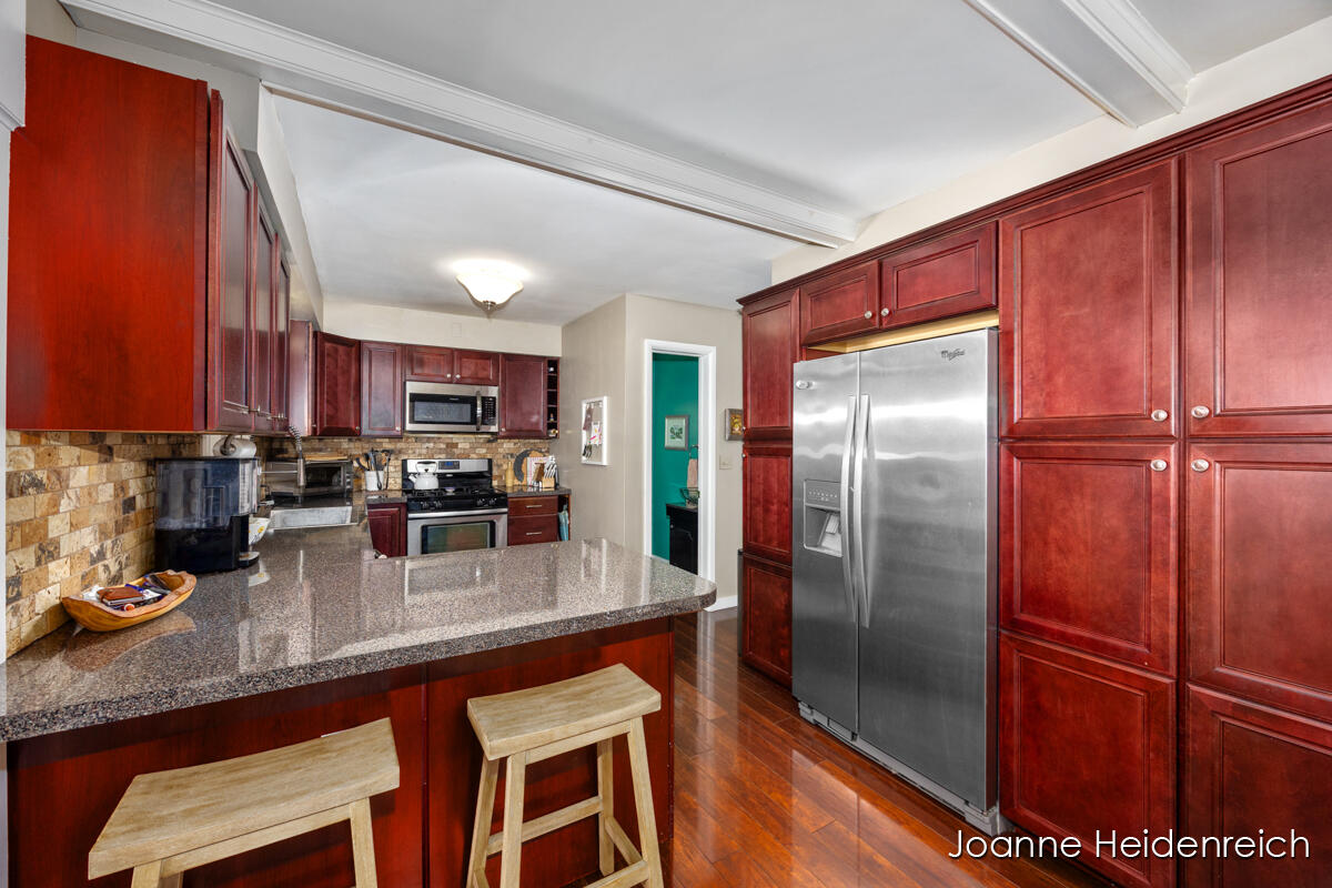 2324 Rosewood Avenue SE