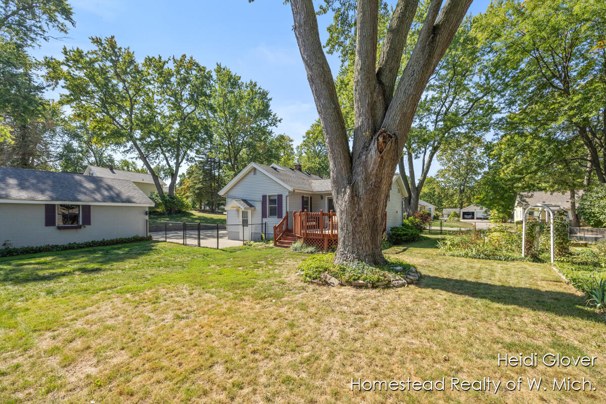 1500 Hillcrest Avenue NW