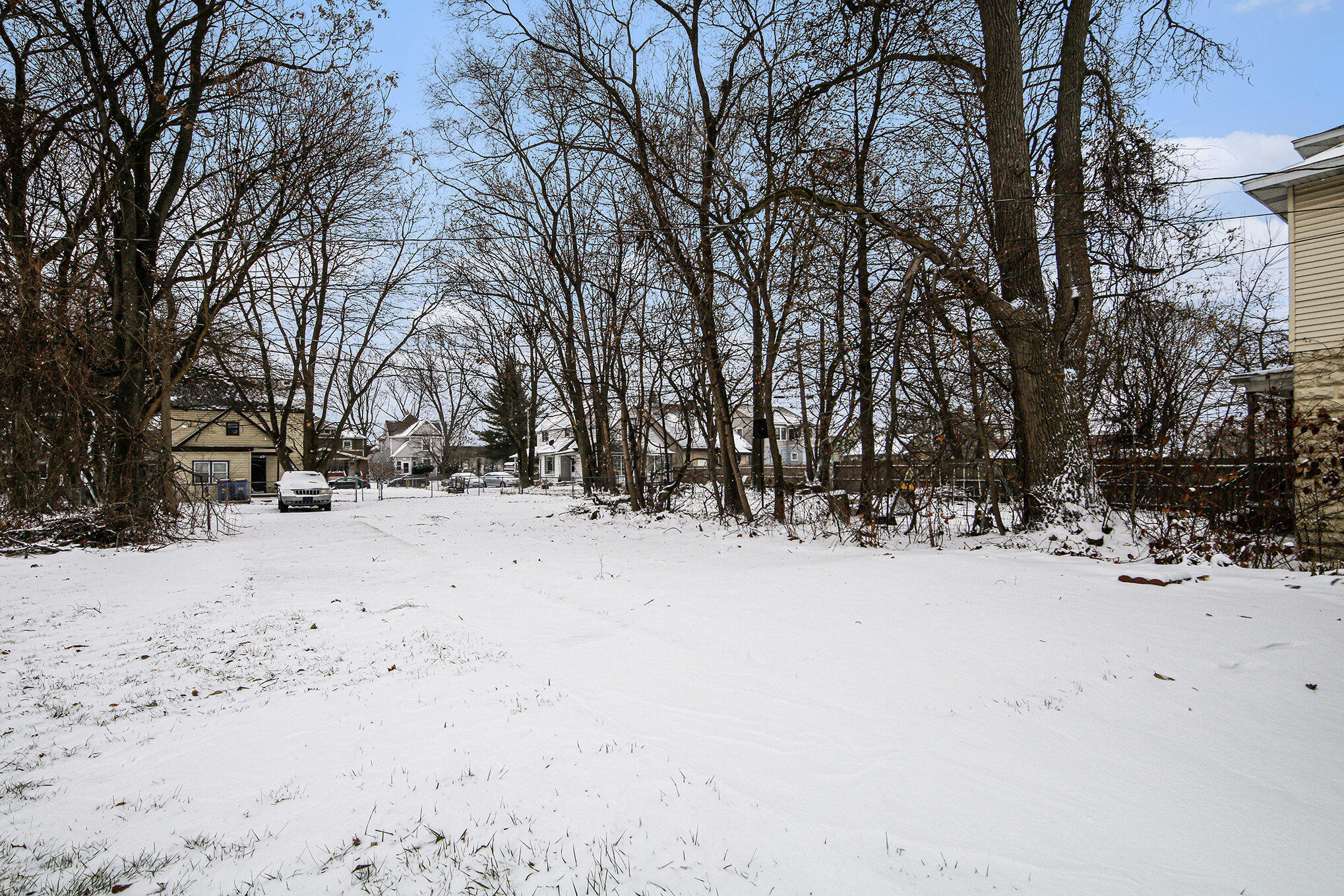 442 Adams Street SE