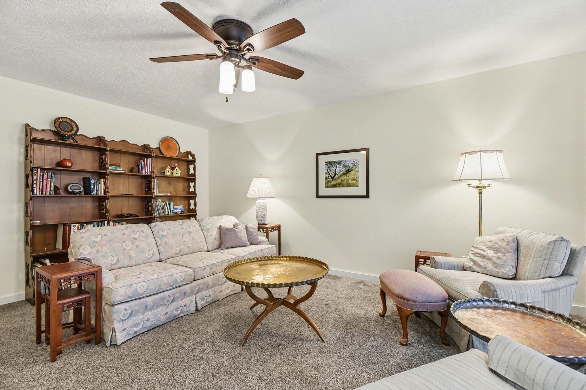 636 Village Lane