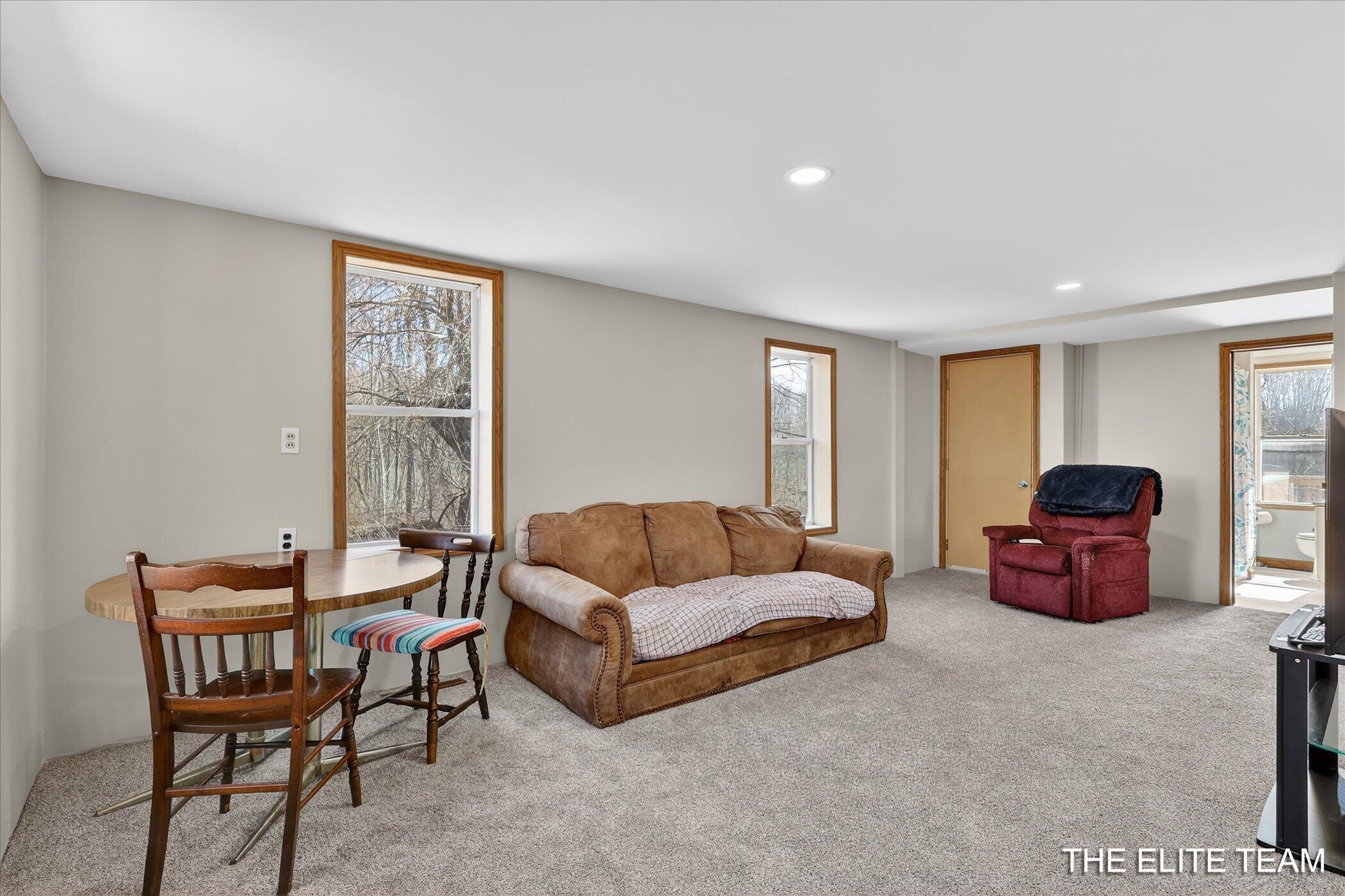 343 W Long Lake Road