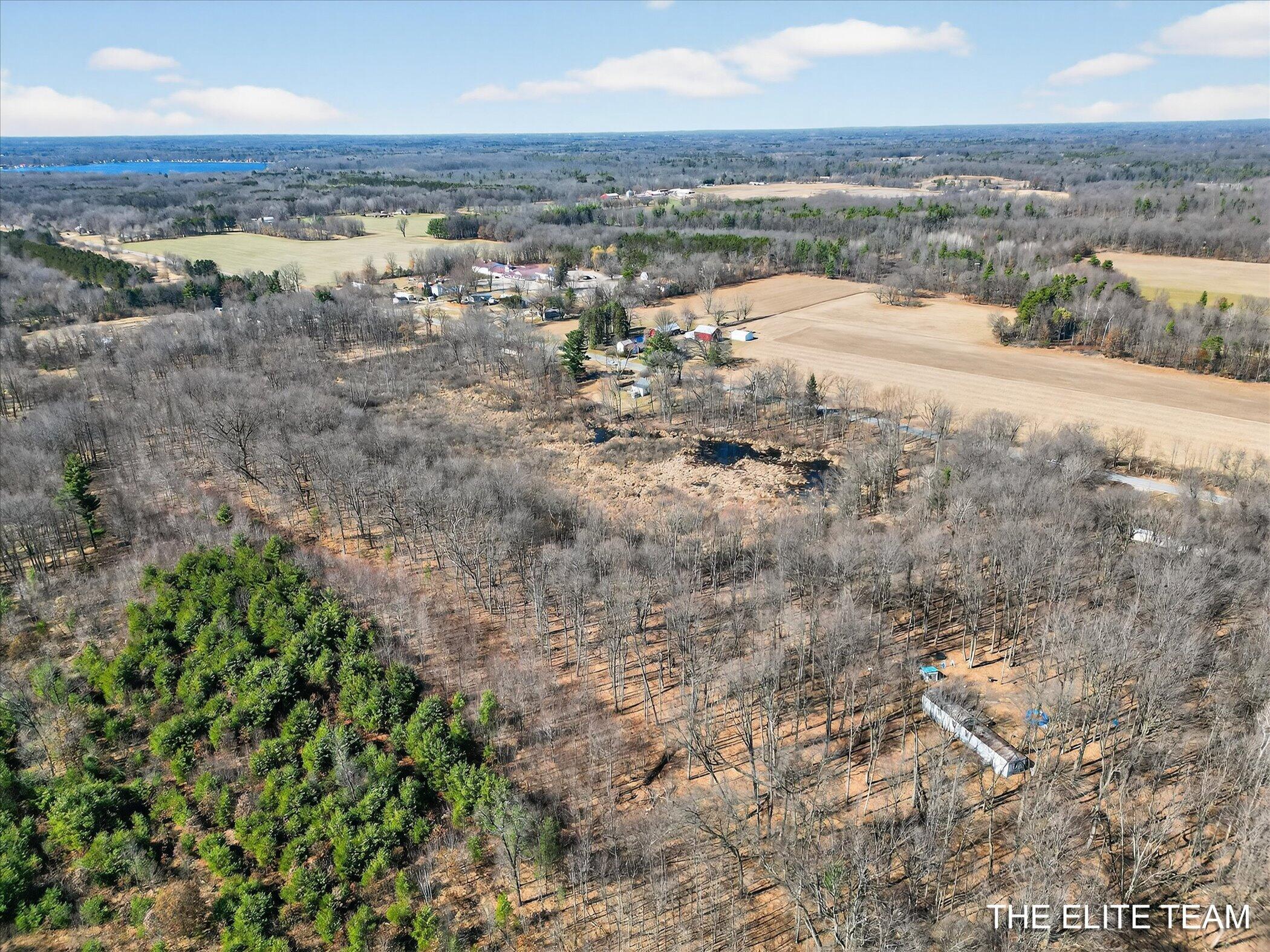 343 W Long Lake Road
