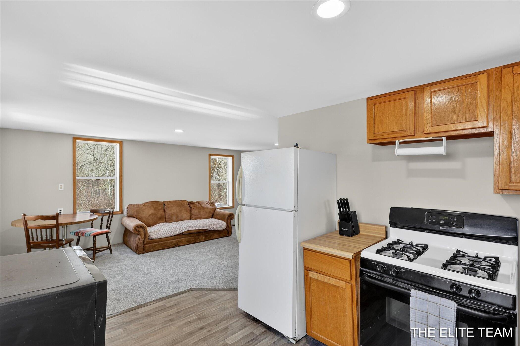 343 W Long Lake Road