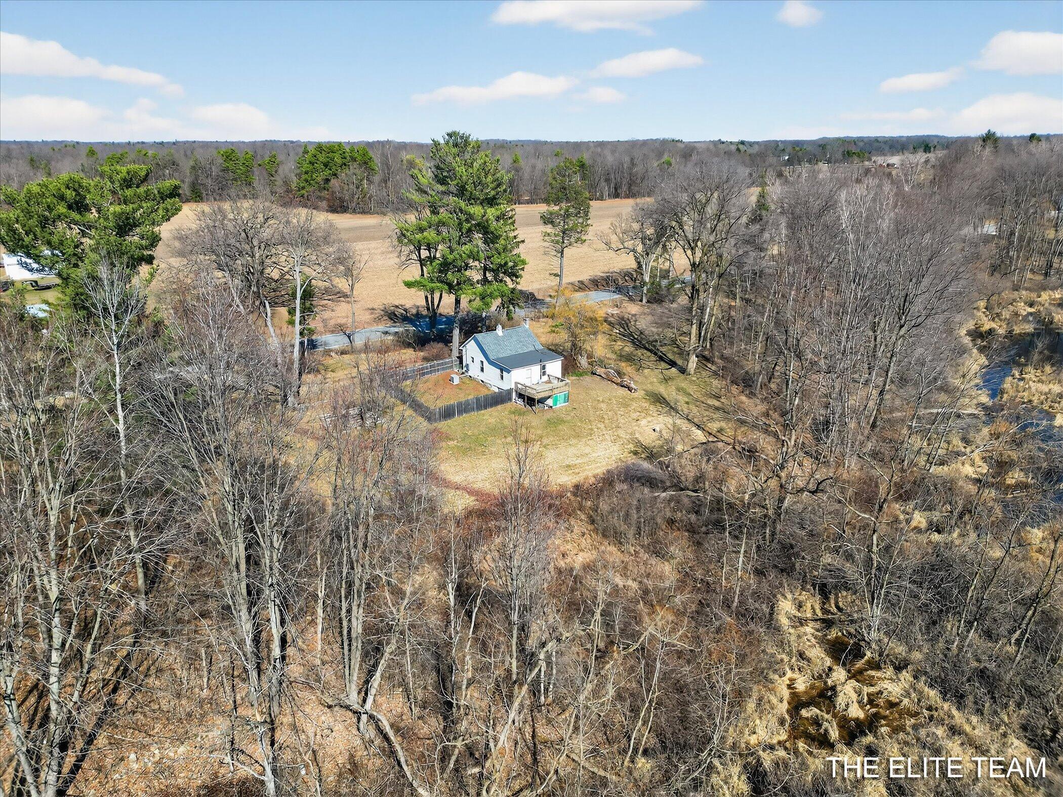 343 W Long Lake Road