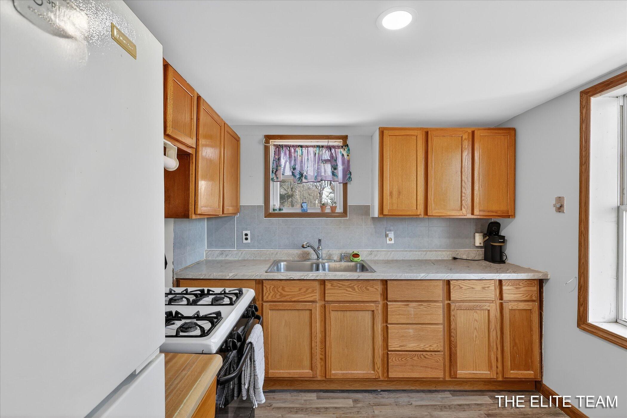 343 W Long Lake Road