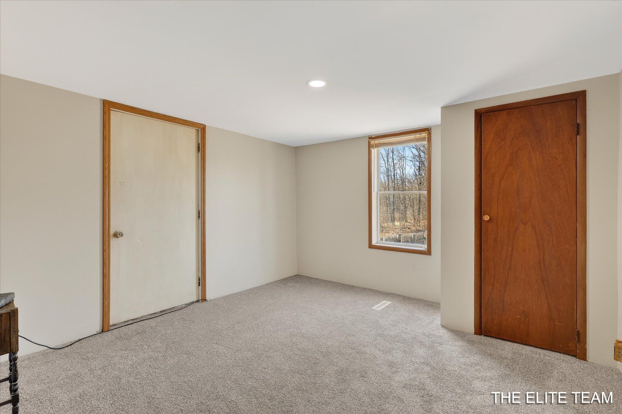 343 W Long Lake Road