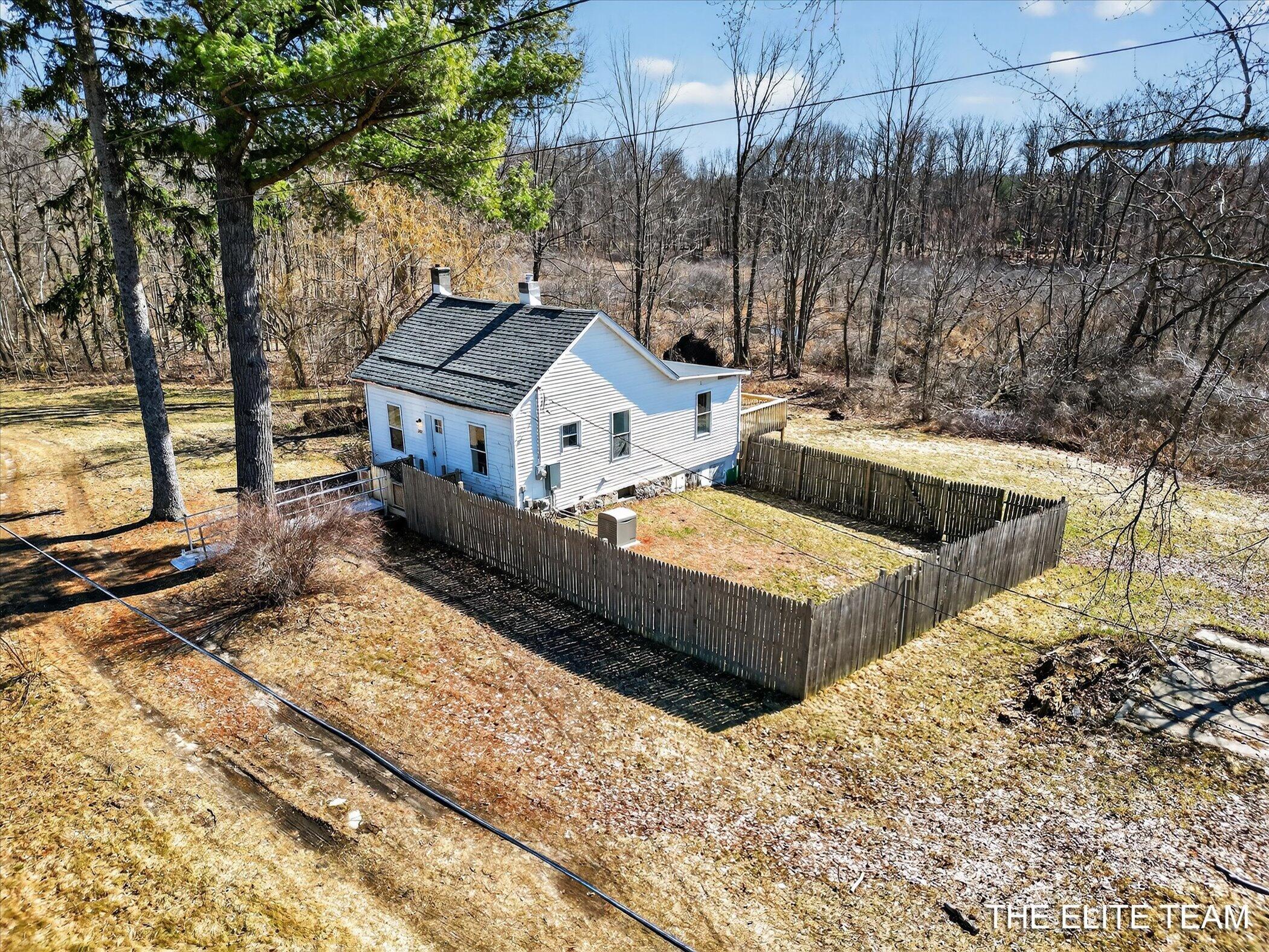 343 W Long Lake Road