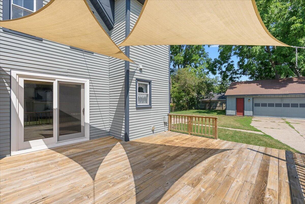 903 Cogswell Street NW