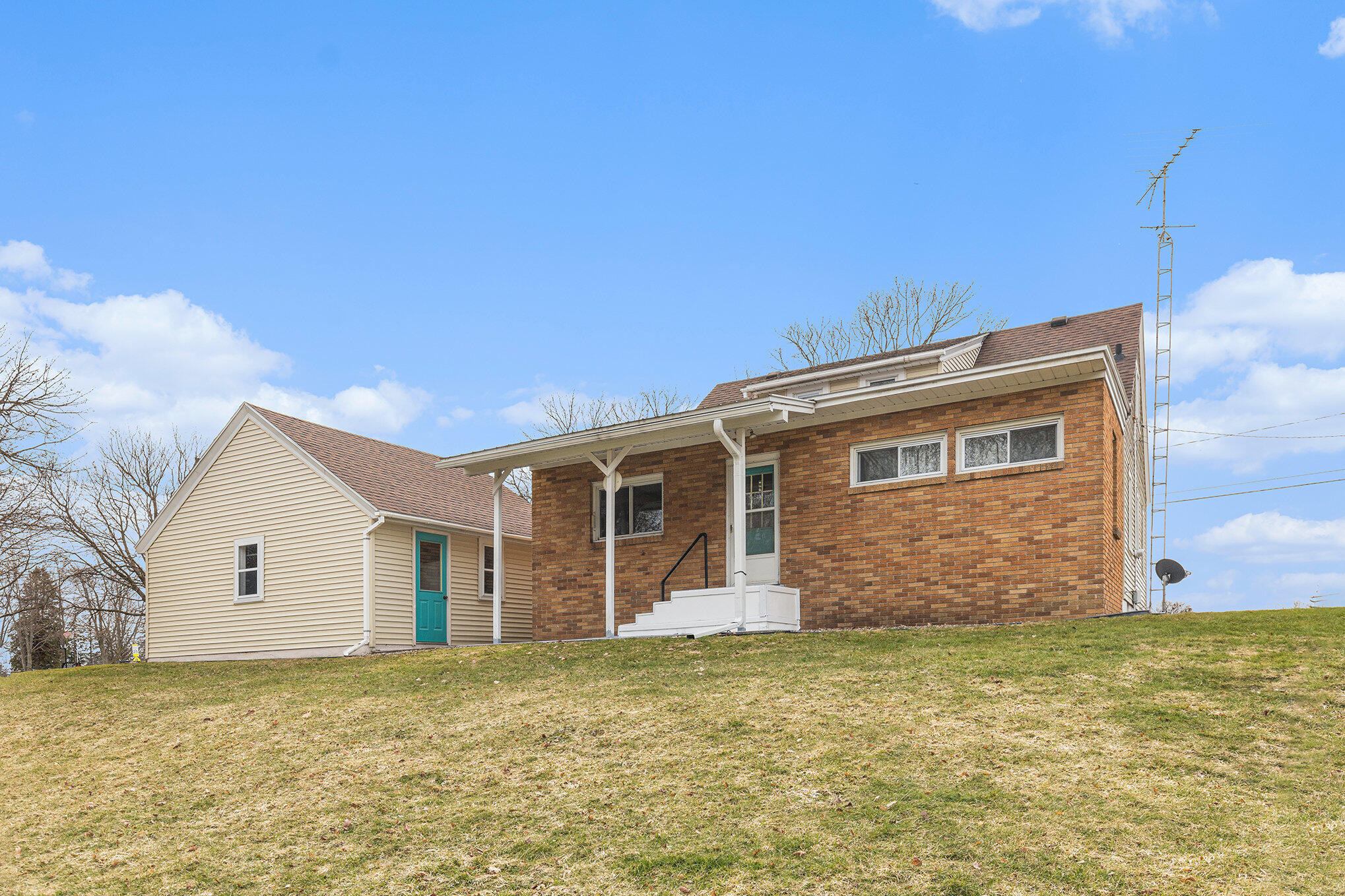 159 E State Road