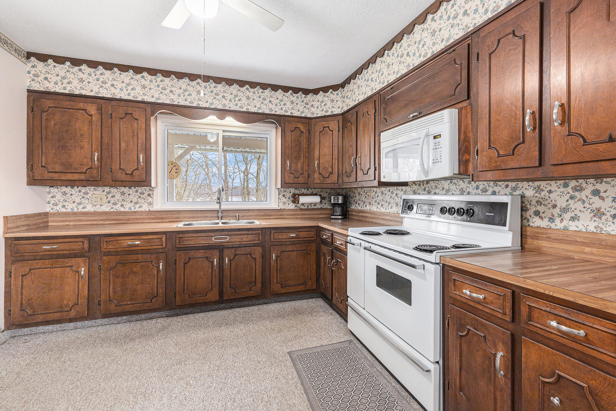 159 E State Road