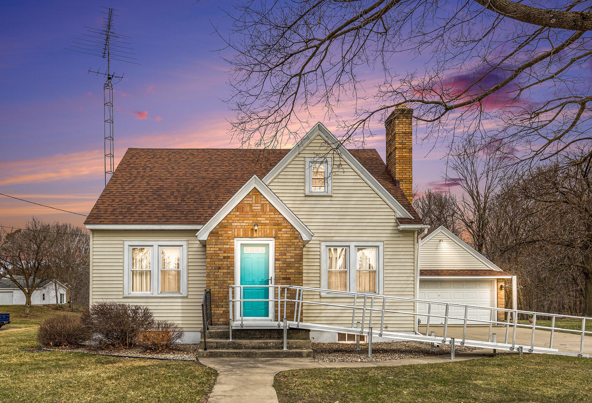 159 E State Road