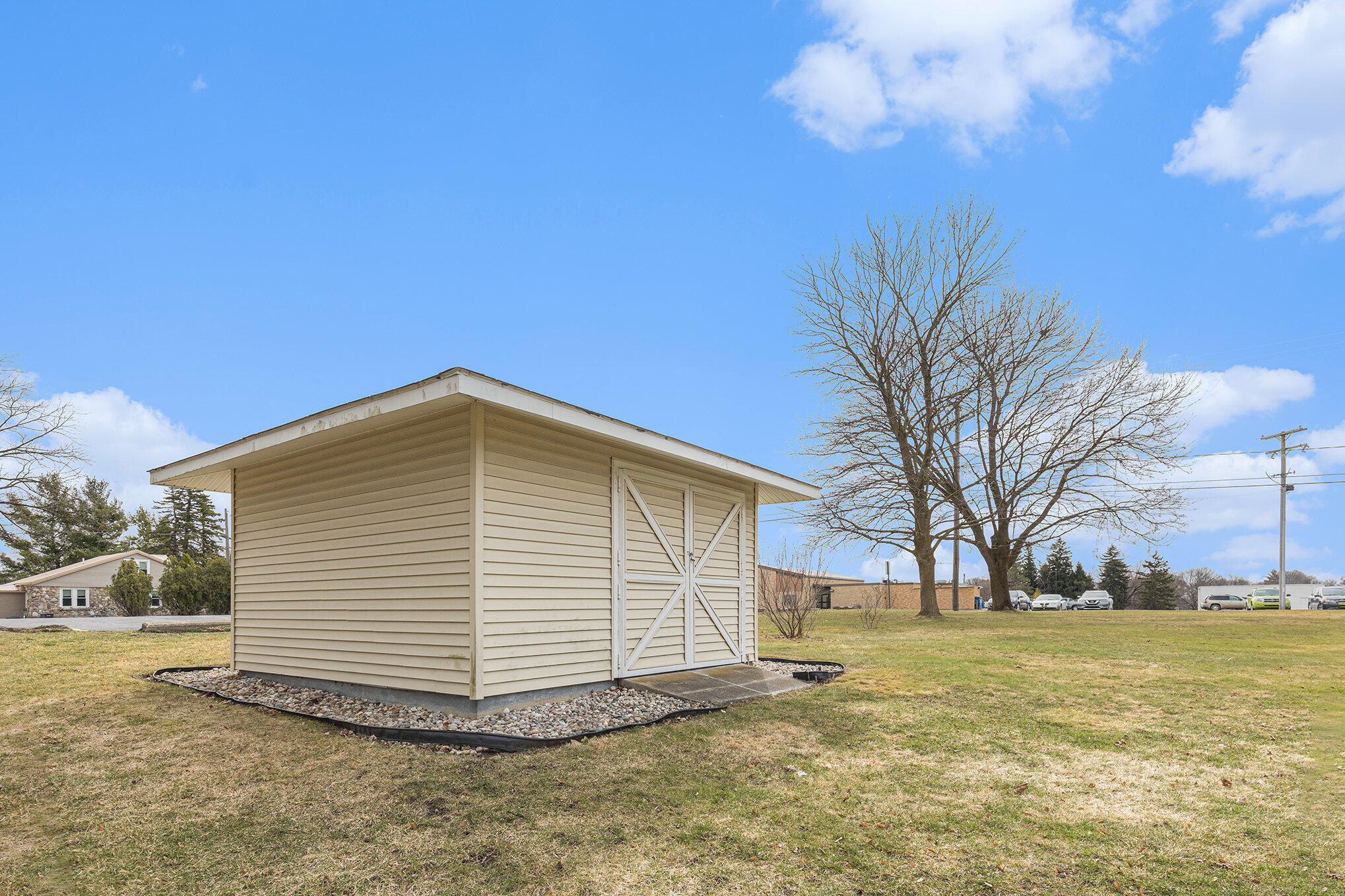 159 E State Road