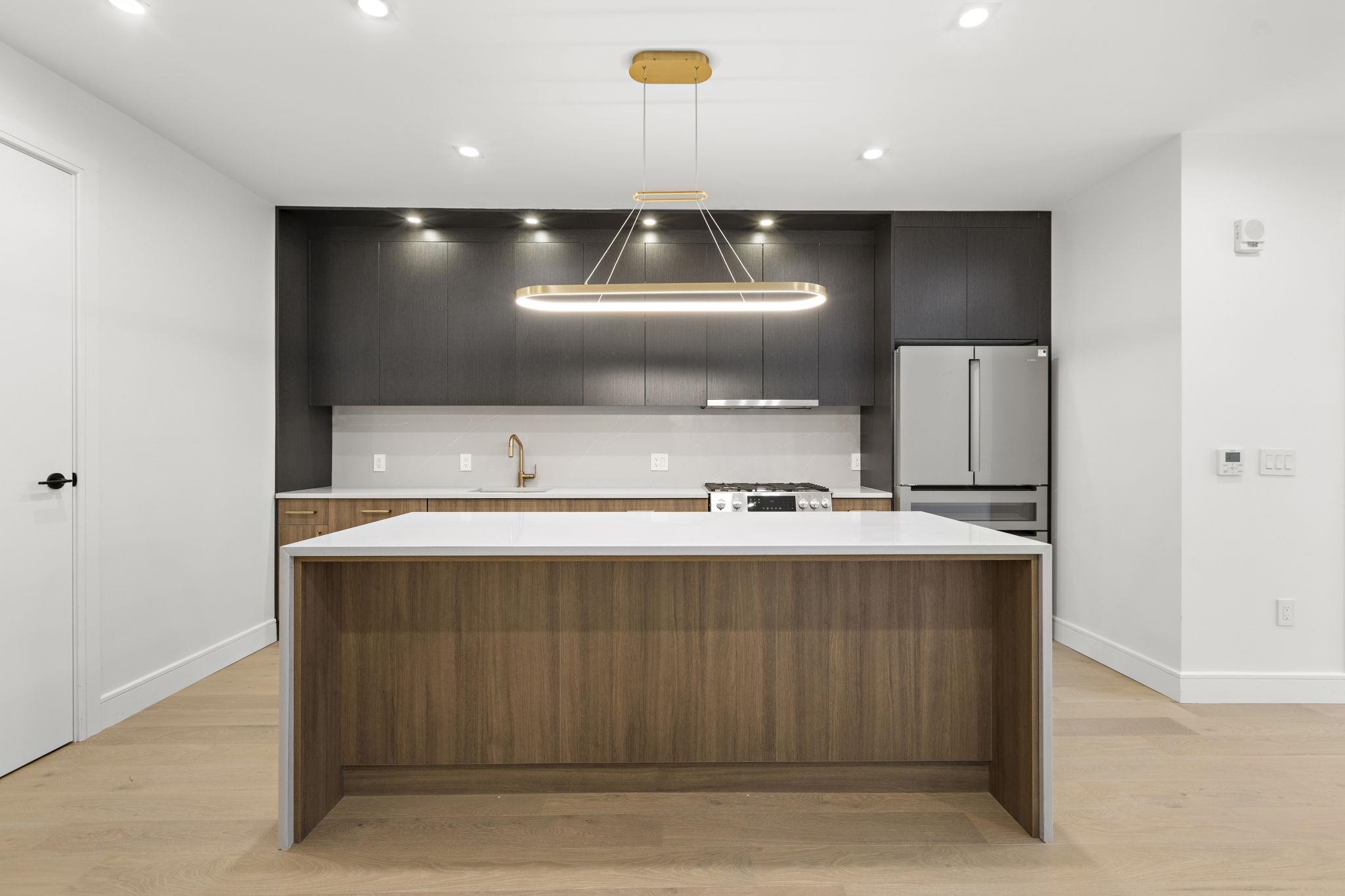 391 1ST ST Unit: 2-A