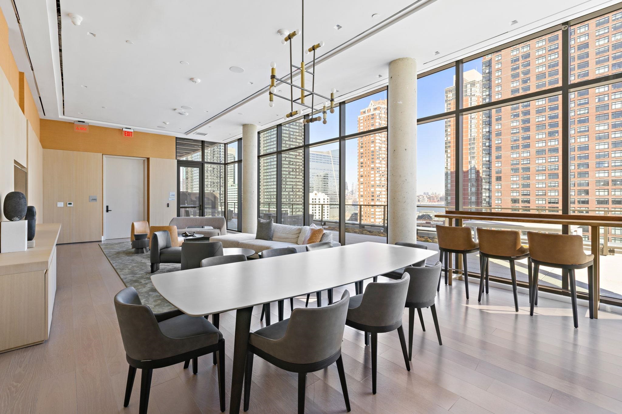 43 PROVOST ST Unit: 9A