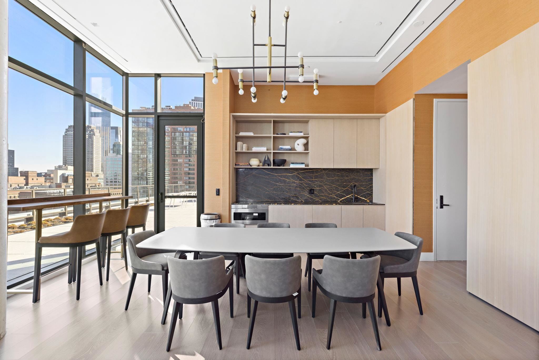 43 PROVOST ST Unit: 9A