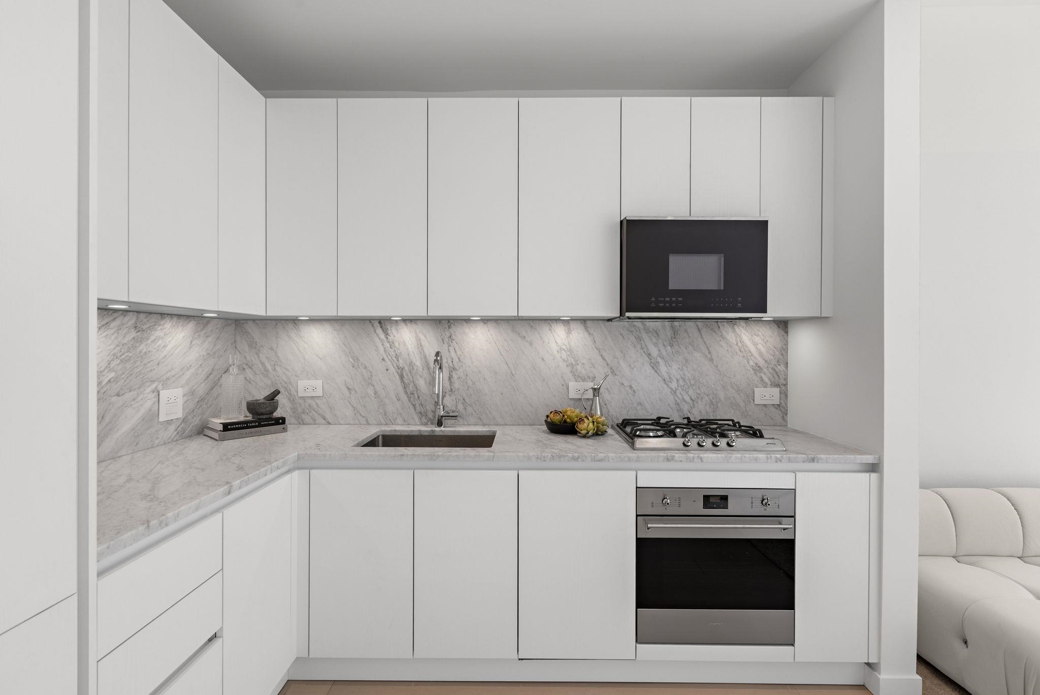 43 PROVOST ST Unit: 9A