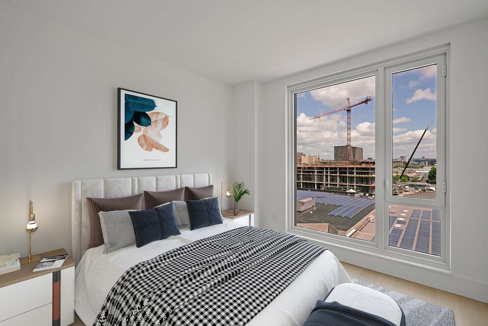43 PROVOST ST Unit: 8M