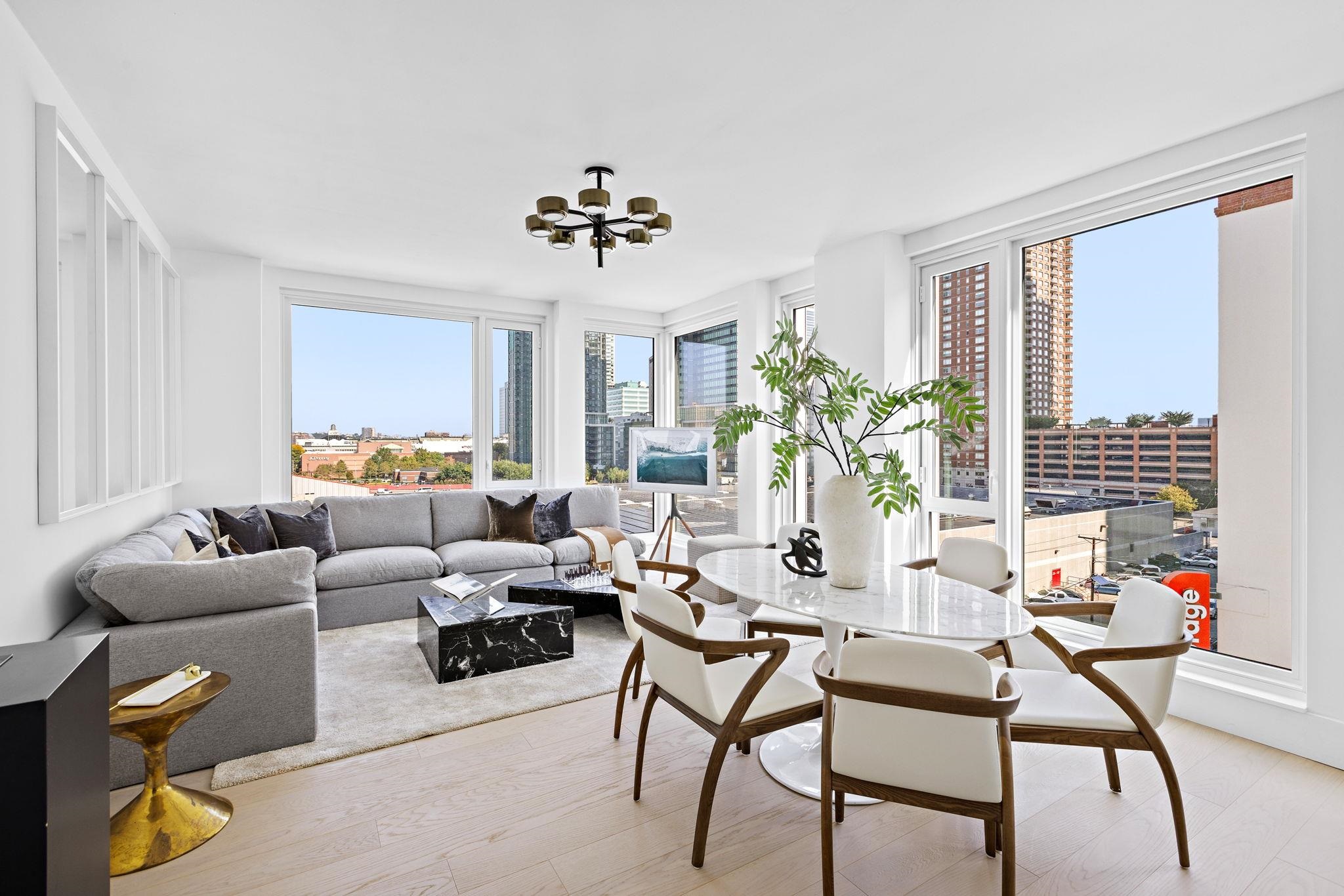 43 PROVOST ST Unit: 8M