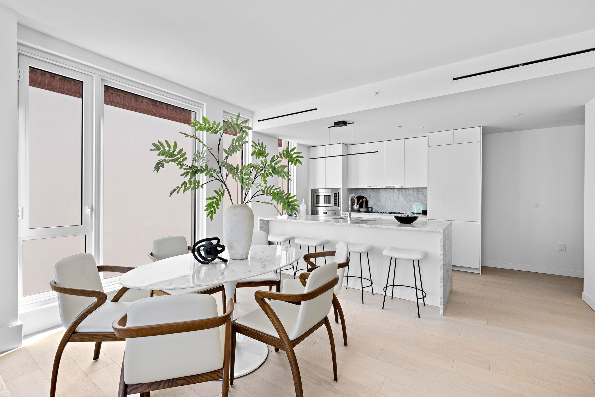 43 PROVOST ST Unit: 8M