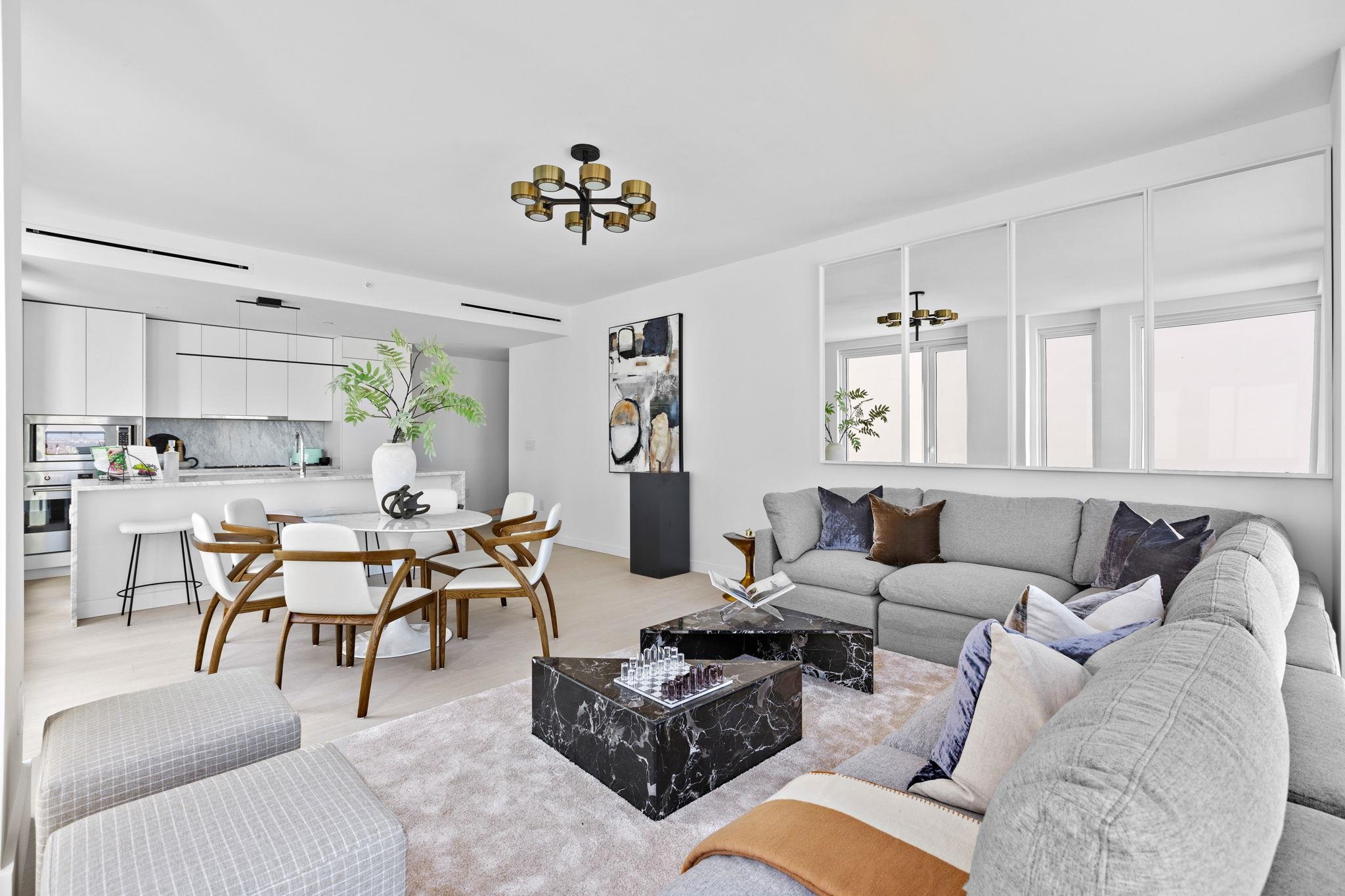 43 PROVOST ST Unit: 8M