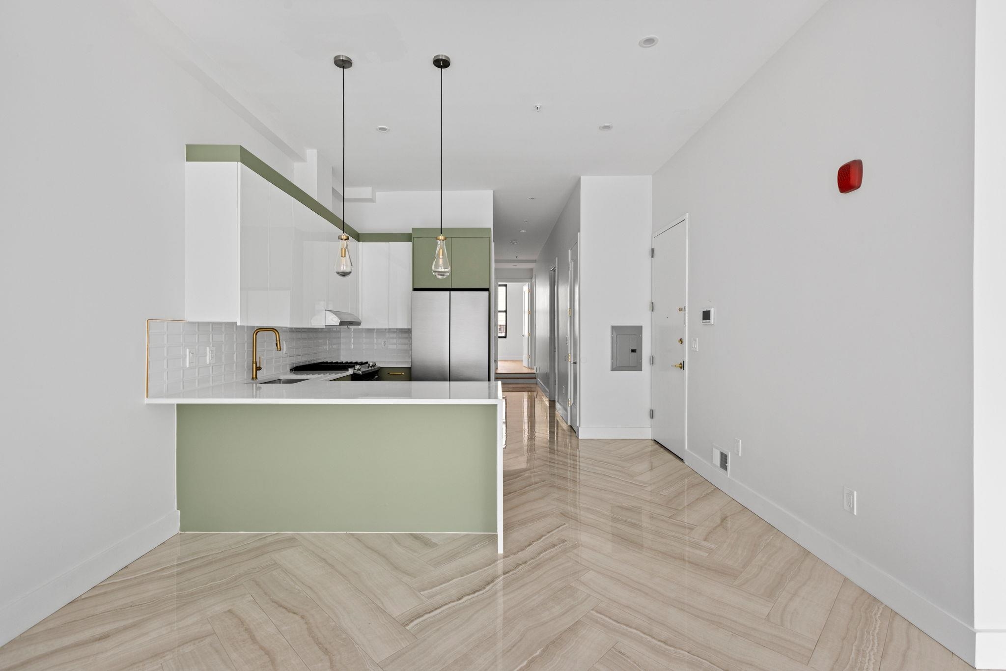 322 3RD ST Unit: A