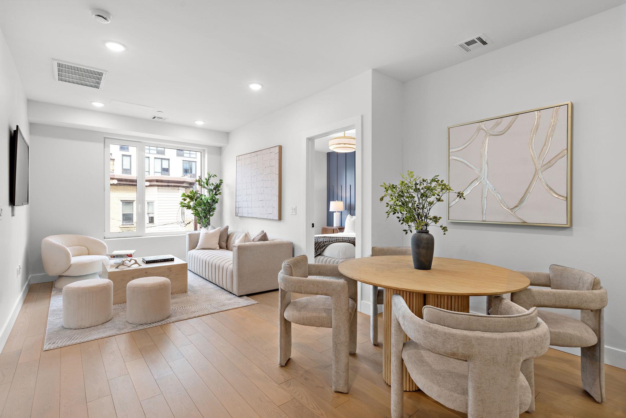 35 ORCHARD ST Unit: 204